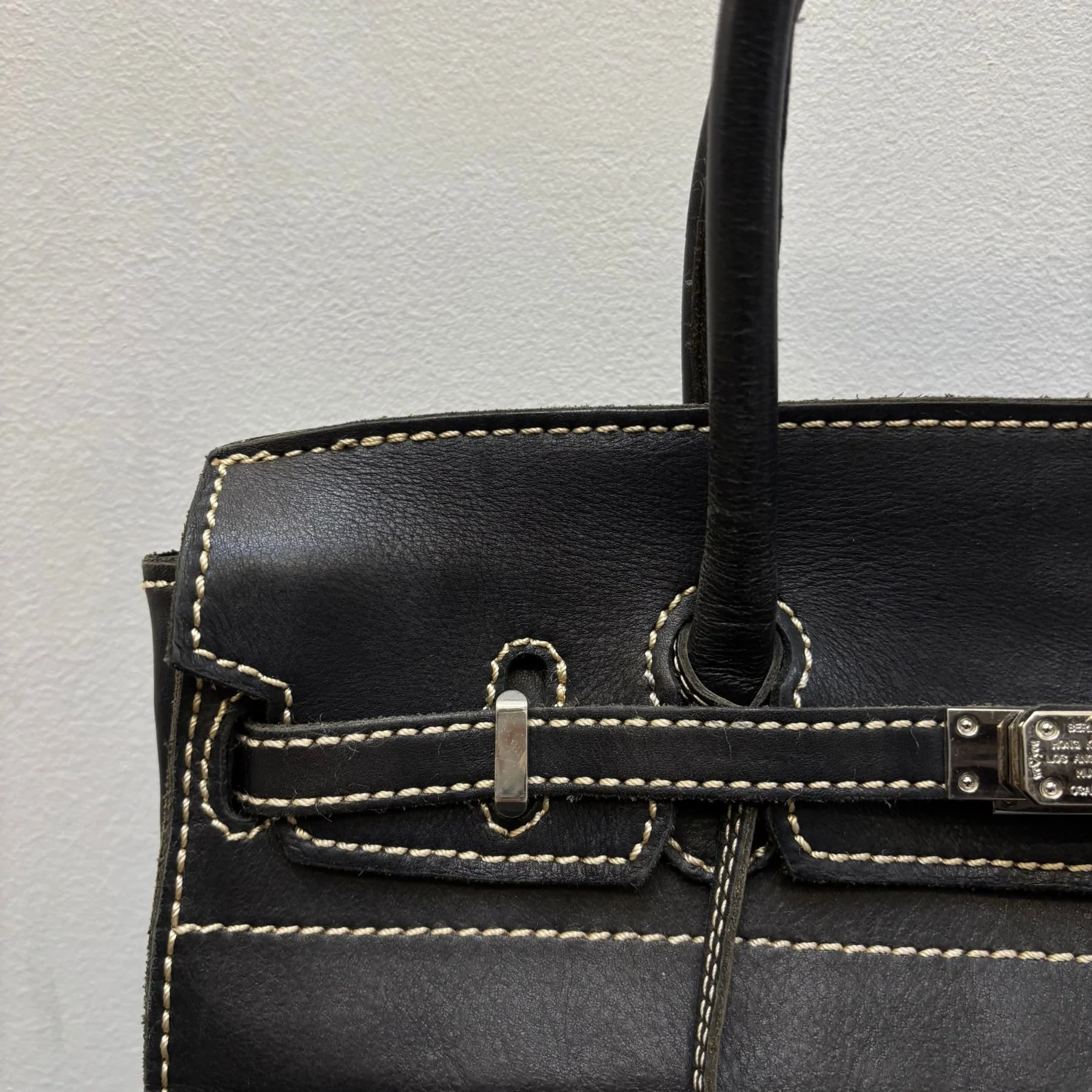 Contrast Stitching Leather Firkin Handbag - Image 5