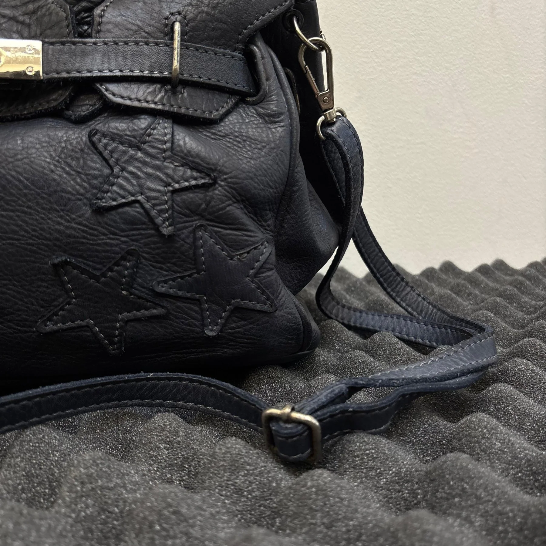 Firkin Navy Star Leather Handbag - Image 5