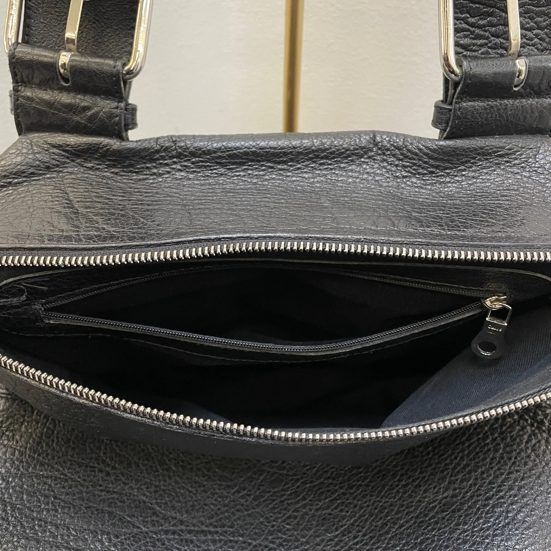FW03 Chloé by Phoebe Philo Chain Link Accordion Bag - Image 10
