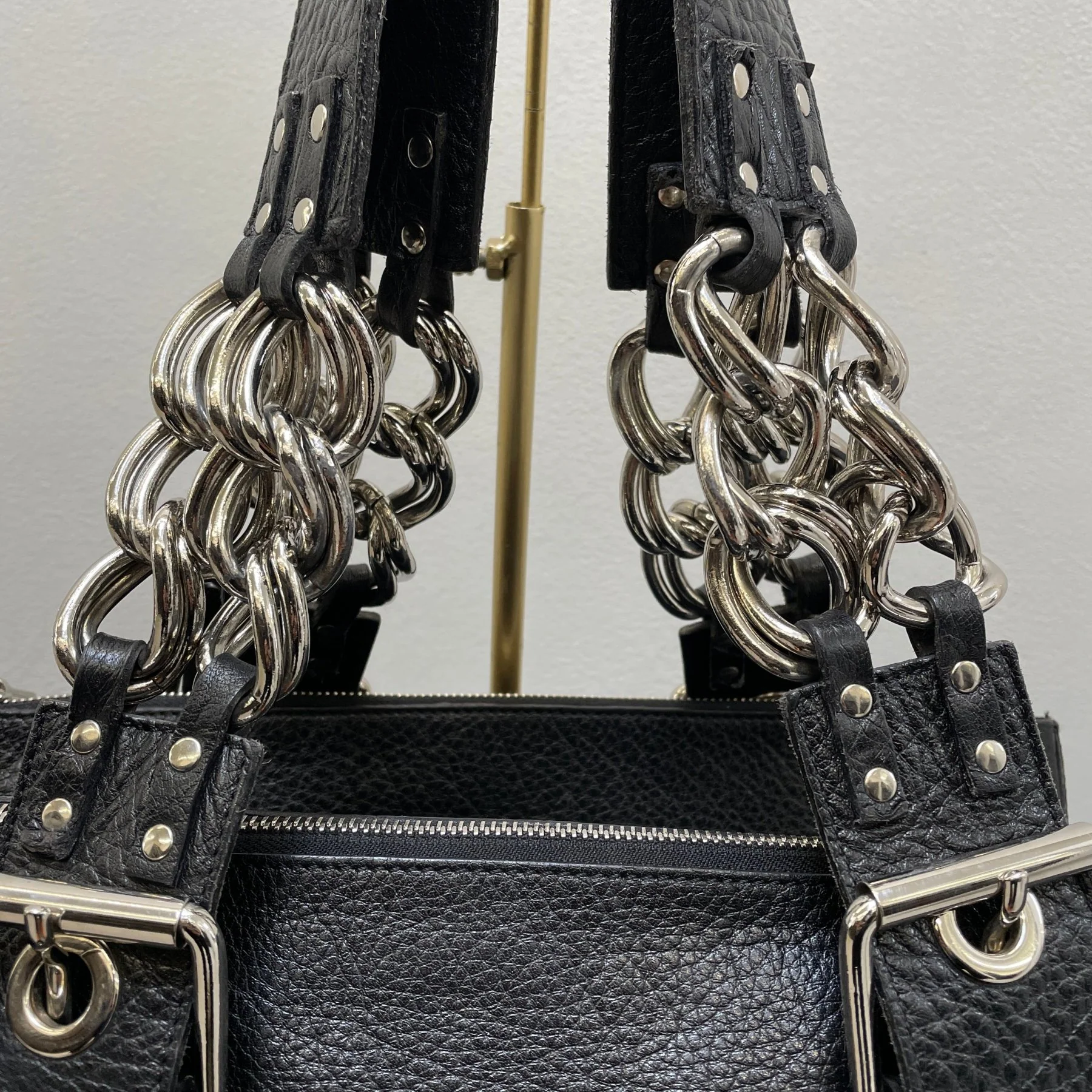 FW03 Chloé by Phoebe Philo Chain Link Accordion Bag - Image 7