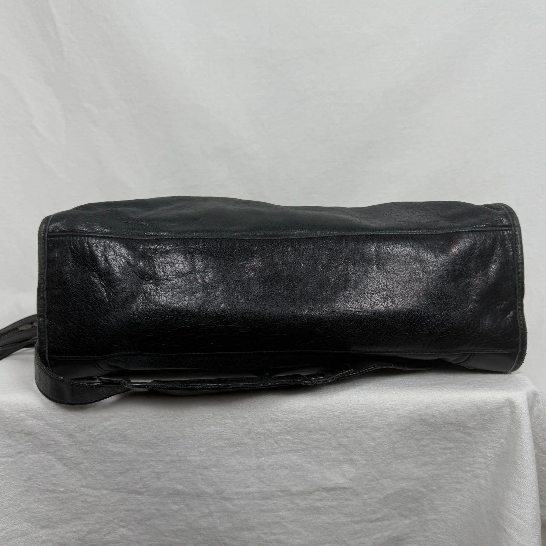 SS09 Balenciaga City Bag By Nicolas Gesquiere in Faded Black - Image 4