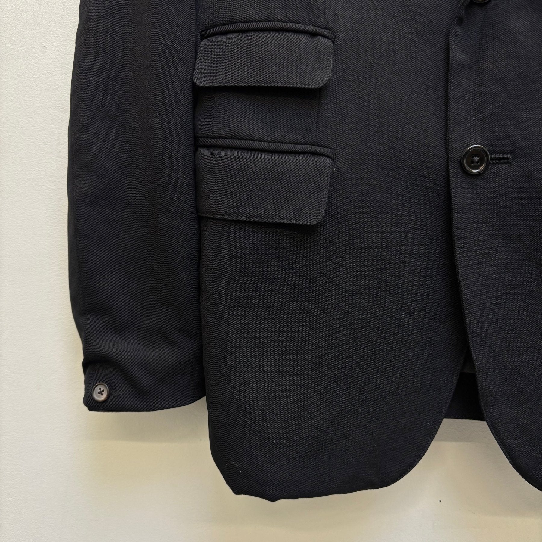 FW05 Mihara Yasuhiro Layered Multi Pocket Blazer - Image 5