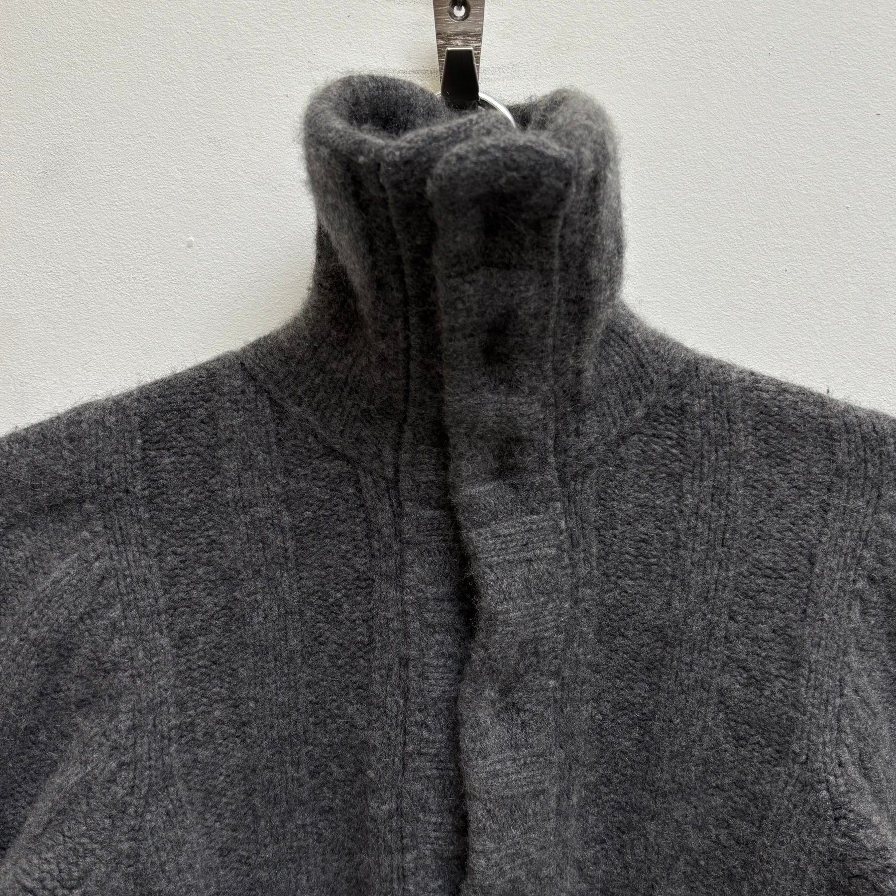 FW07 Dolce & Gabbana High Neck Knit Cashmere Sweater - Image 4