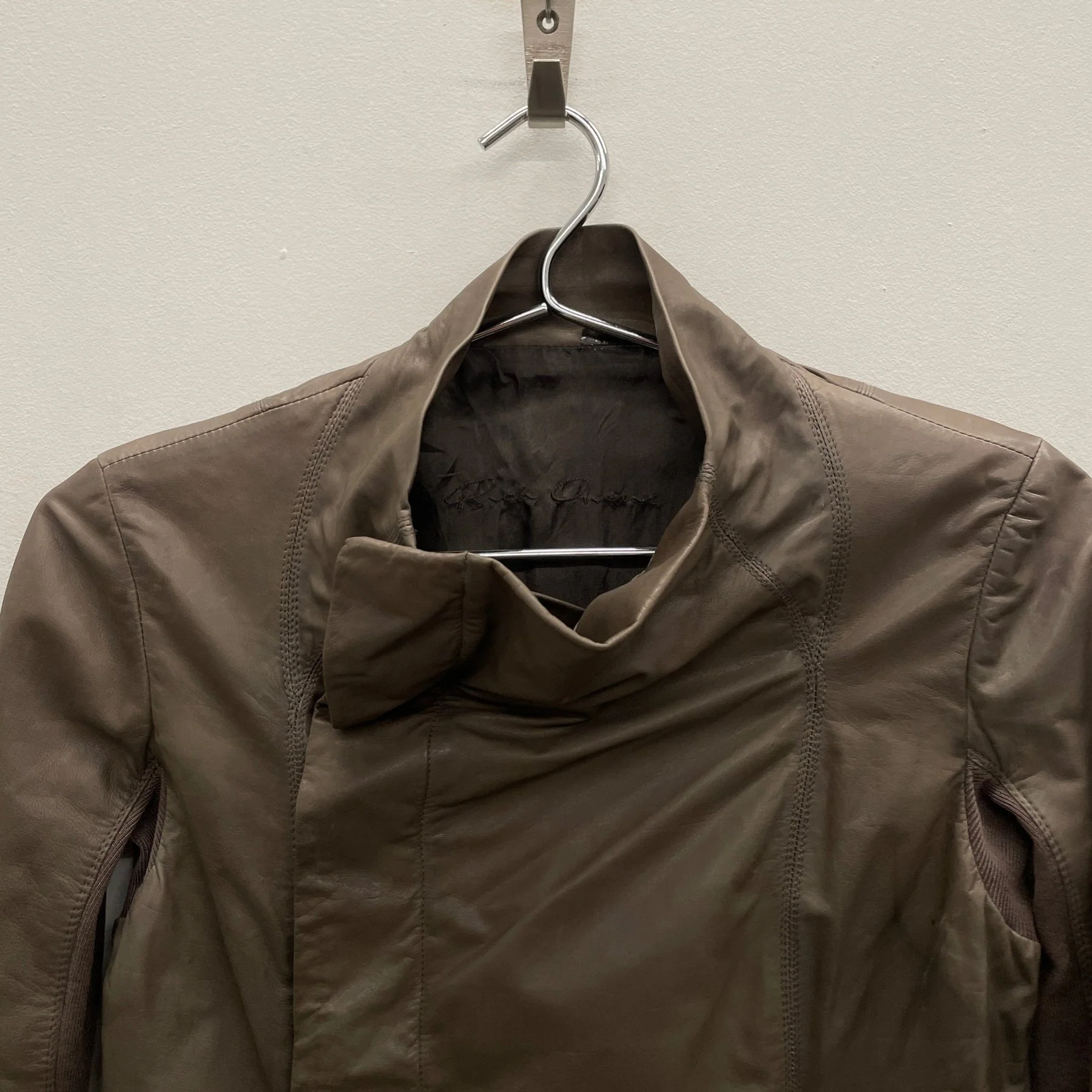 FW06 Rick Owens “DUSTOLATOR” Asymmetrical High Neck Jacket - Image 4
