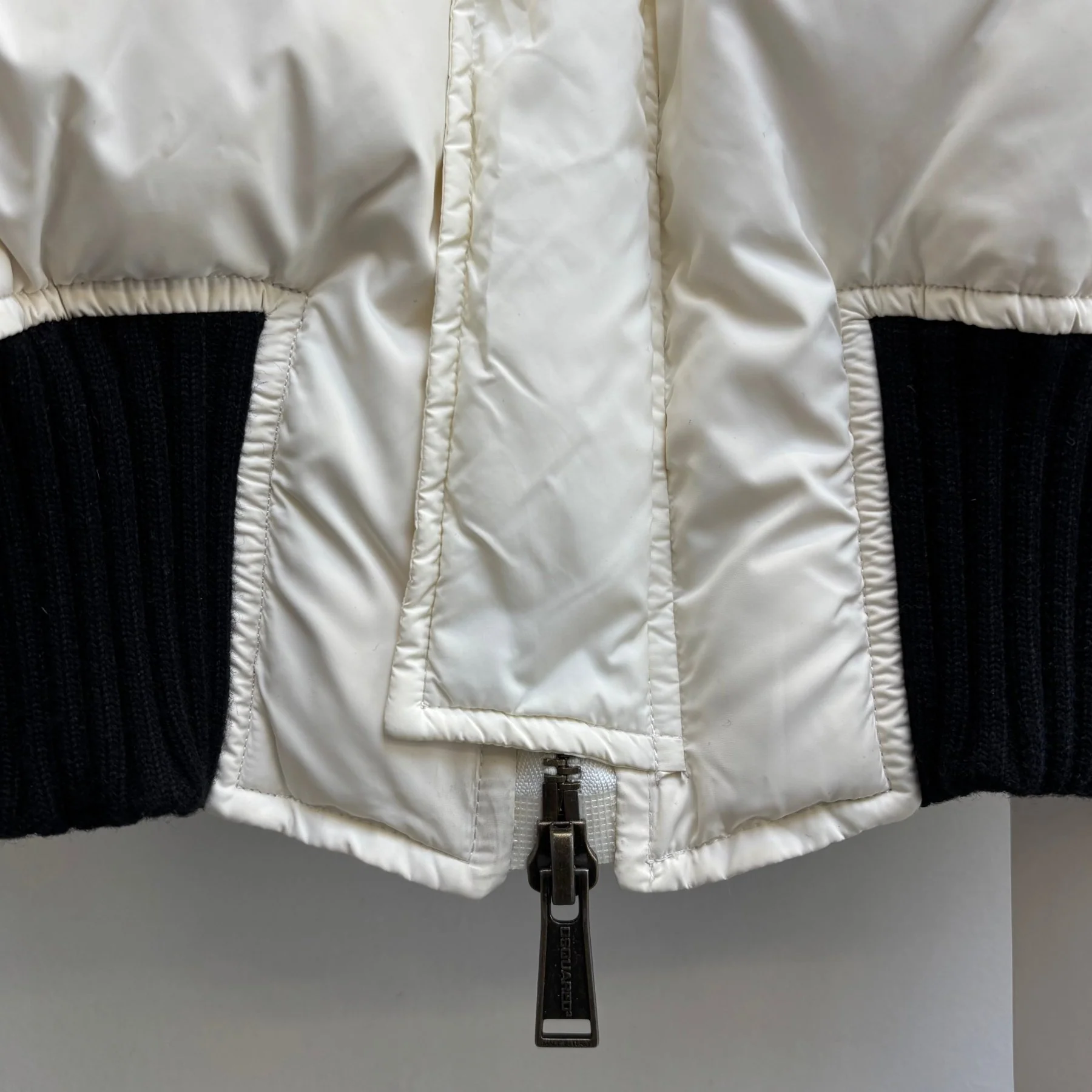 FW08 Dsquared2 Cropped Puffer Jacket - Image 6