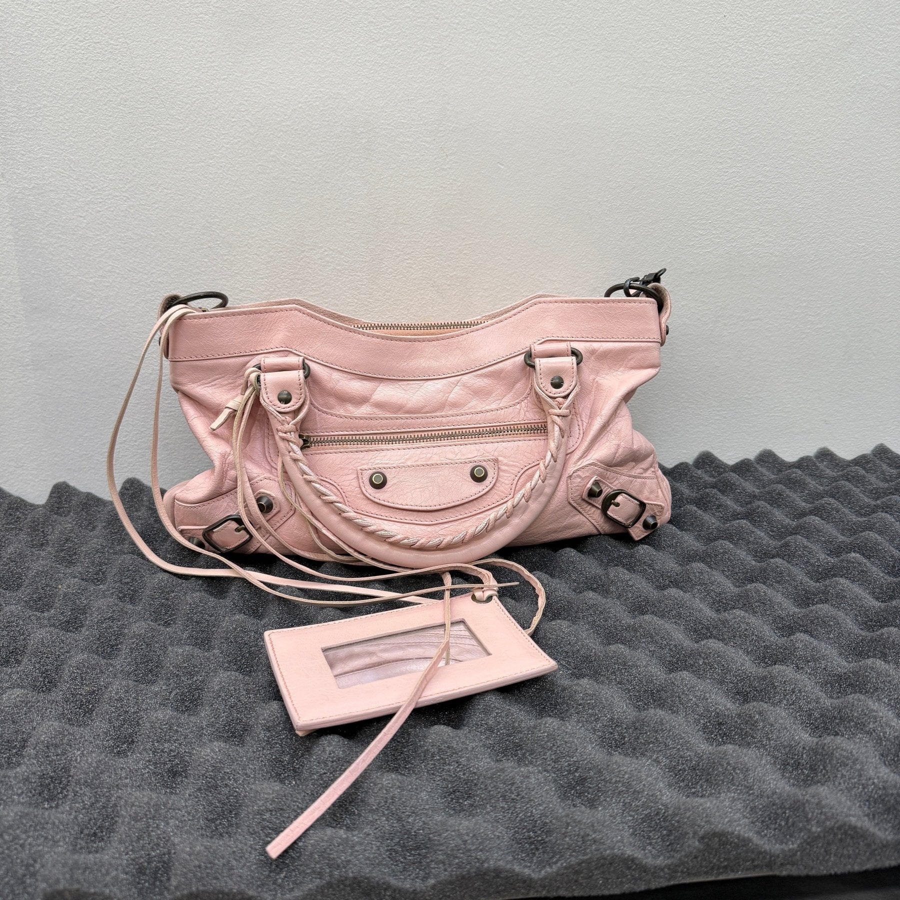 FW10 Balenciaga First Bag by Nicholas Ghesquiere in Baby Pink - Image 2