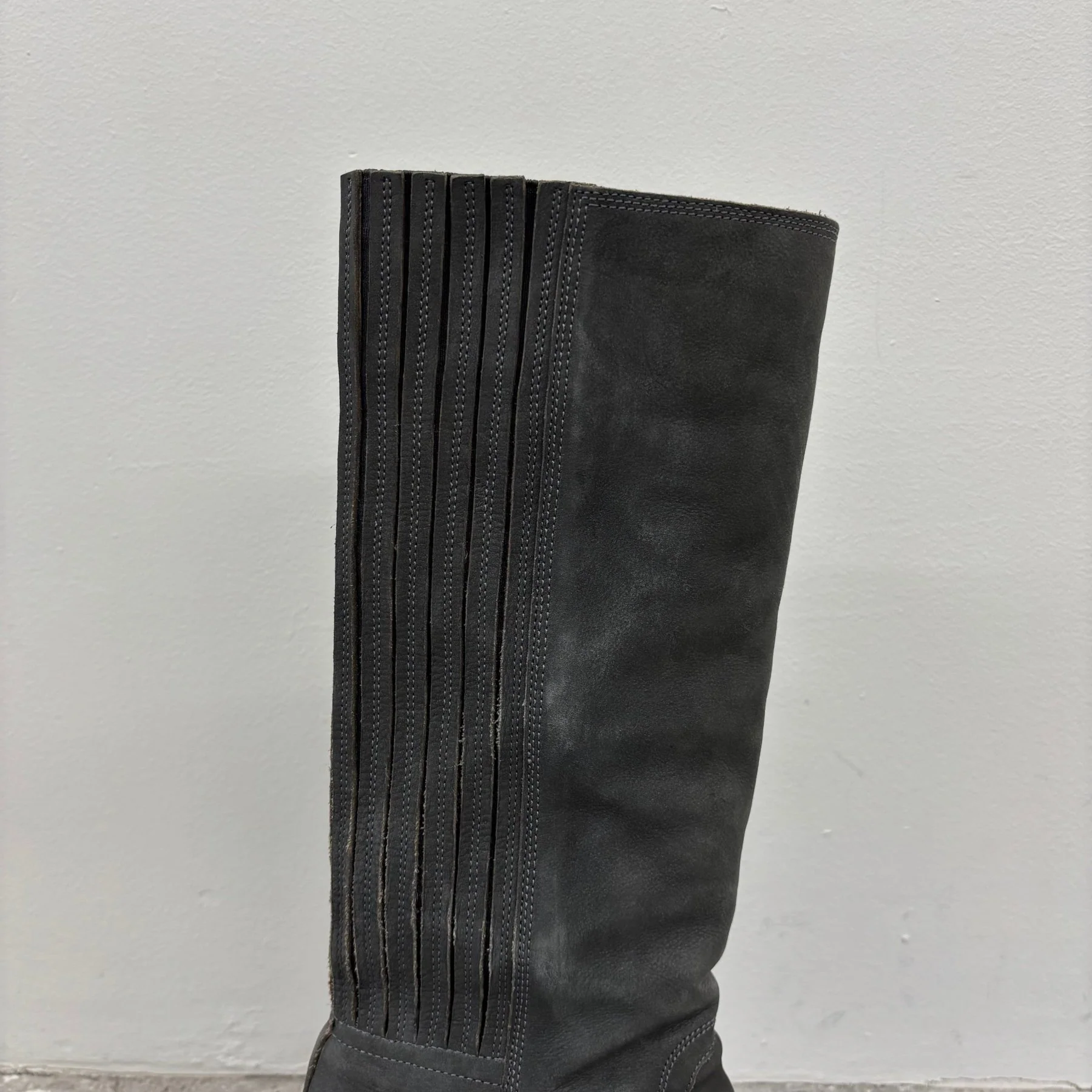 FW13 Rick Owens ‘PLINTH’ Wedge Knee High Leather Boots - Image 5