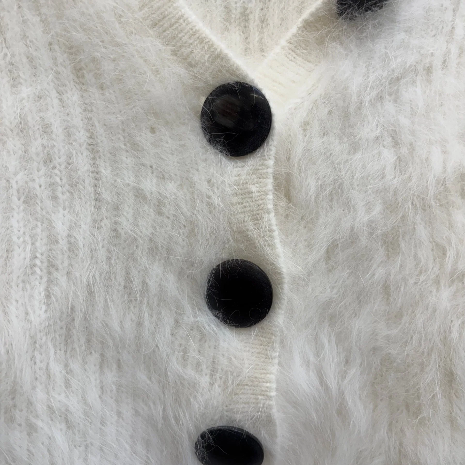 FW15 Balenciaga Angora Button Up Cardigan - Image 4