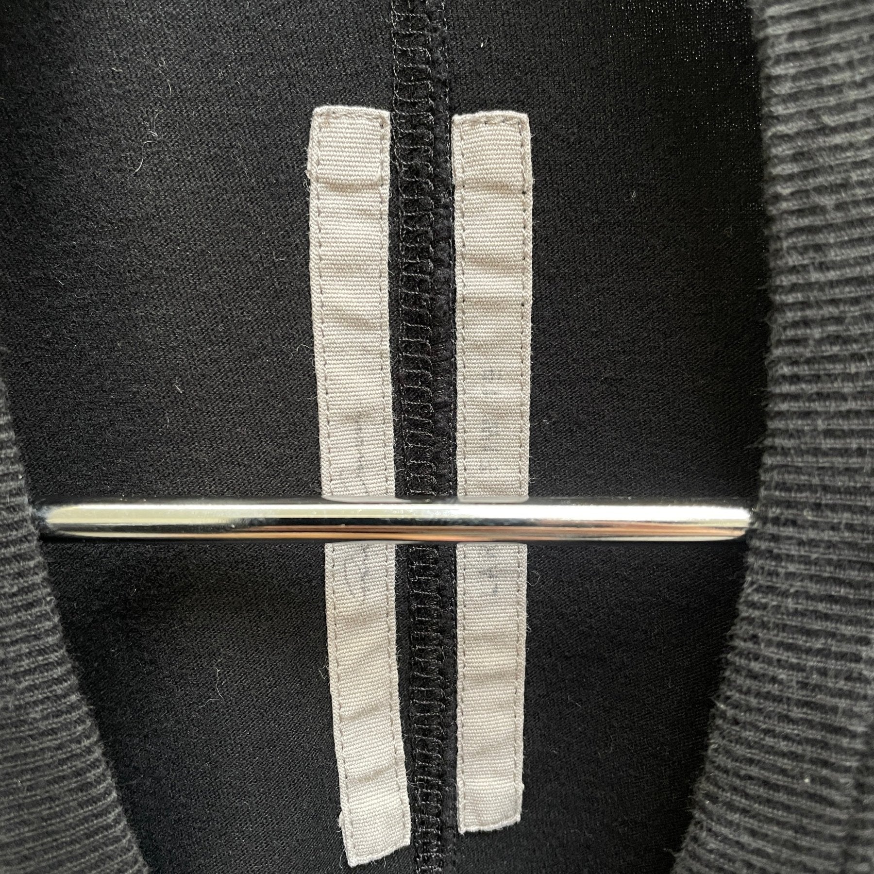 FW19 Rick Owens “LARRY” Black T-Shirt - Image 7