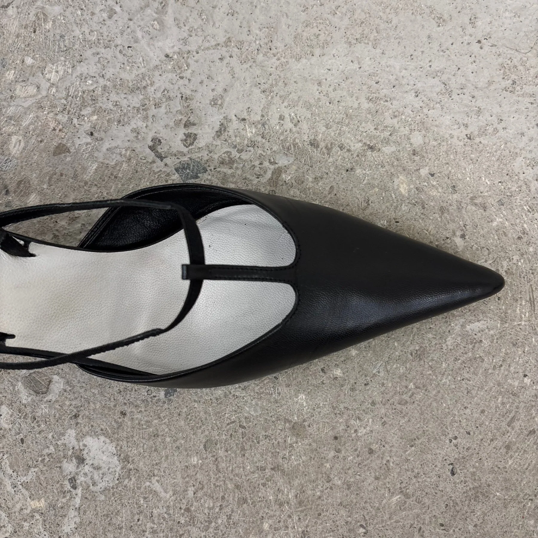 00s Miu Miu Slingback Pointed Kitten Heels - Image 5