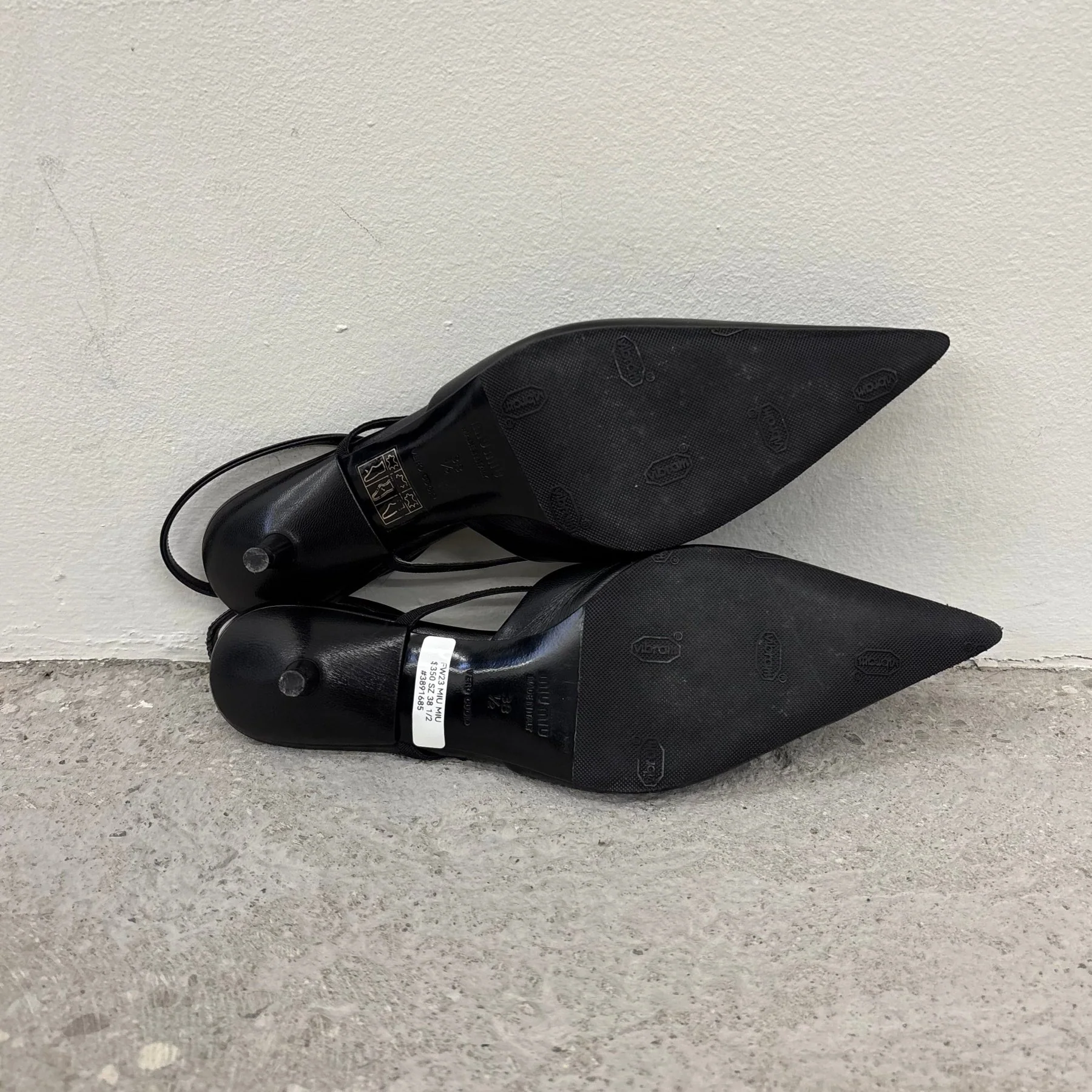 00s Miu Miu Slingback Pointed Kitten Heels - Image 8