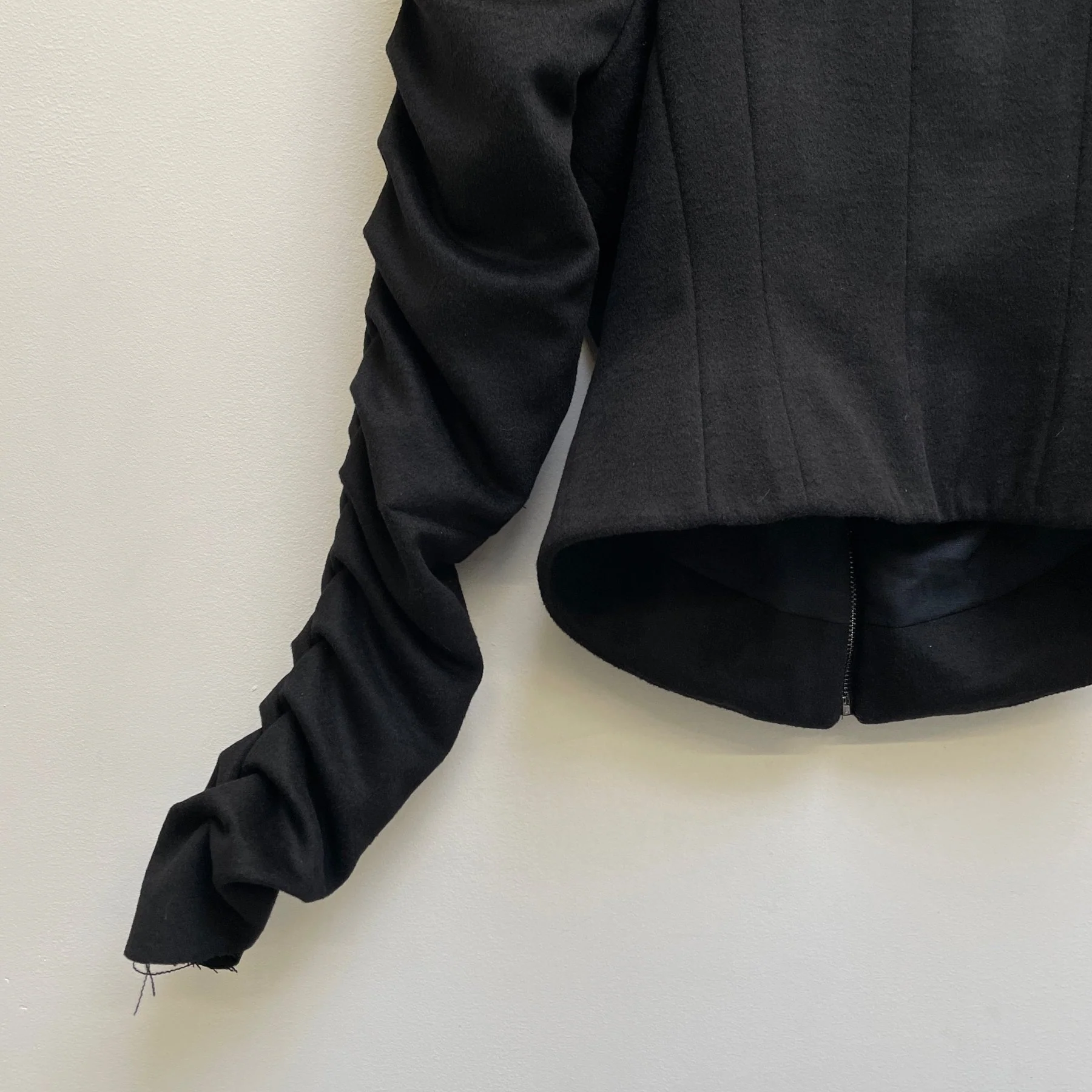 FW25 Geneve Florence Sculpted Jacket - Image 11