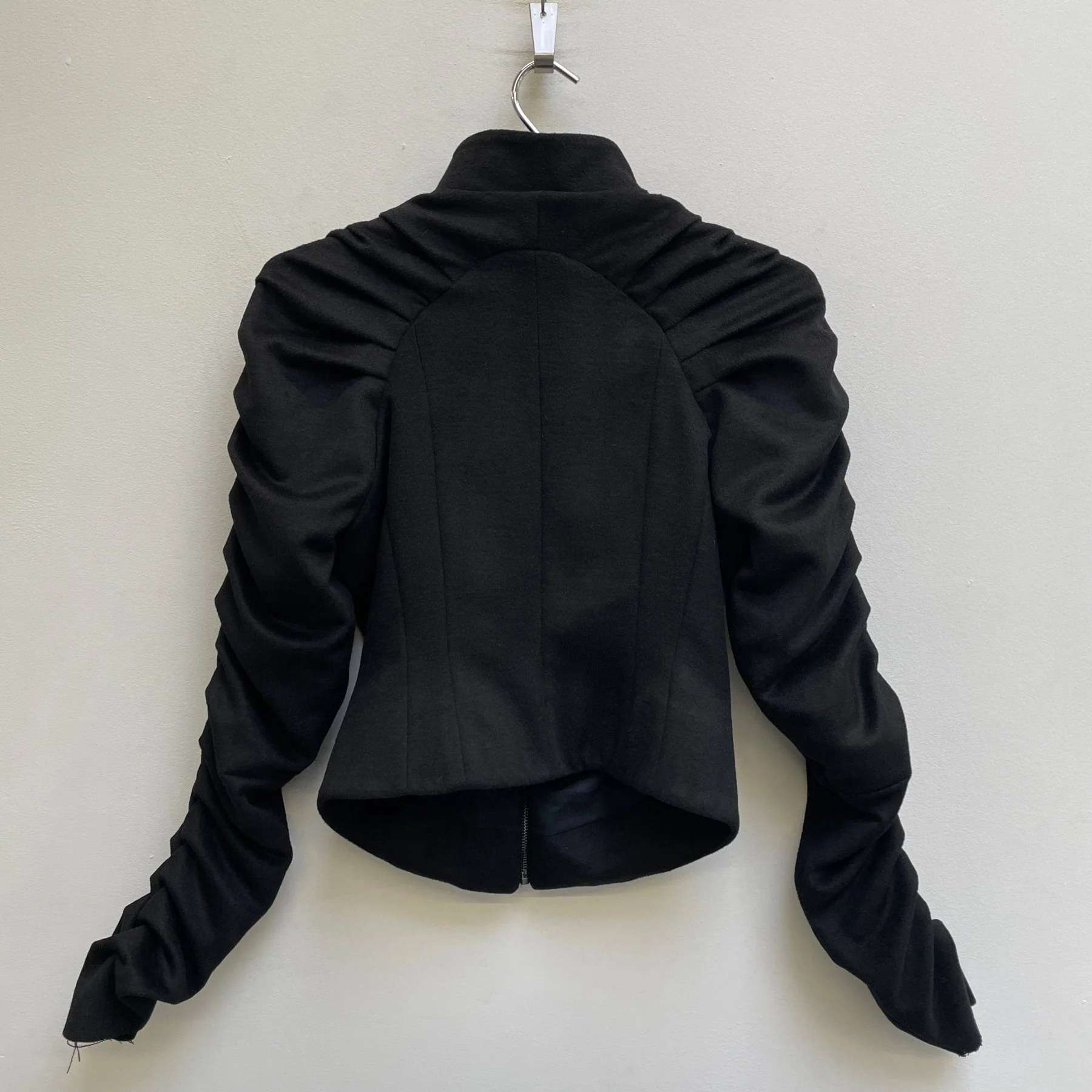 FW25 Geneve Florence Sculpted Jacket - Image 2