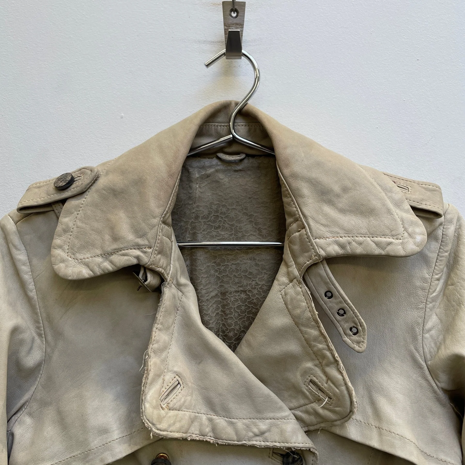 Giorgio Brato Double Breasted Leather Jacket - Image 4