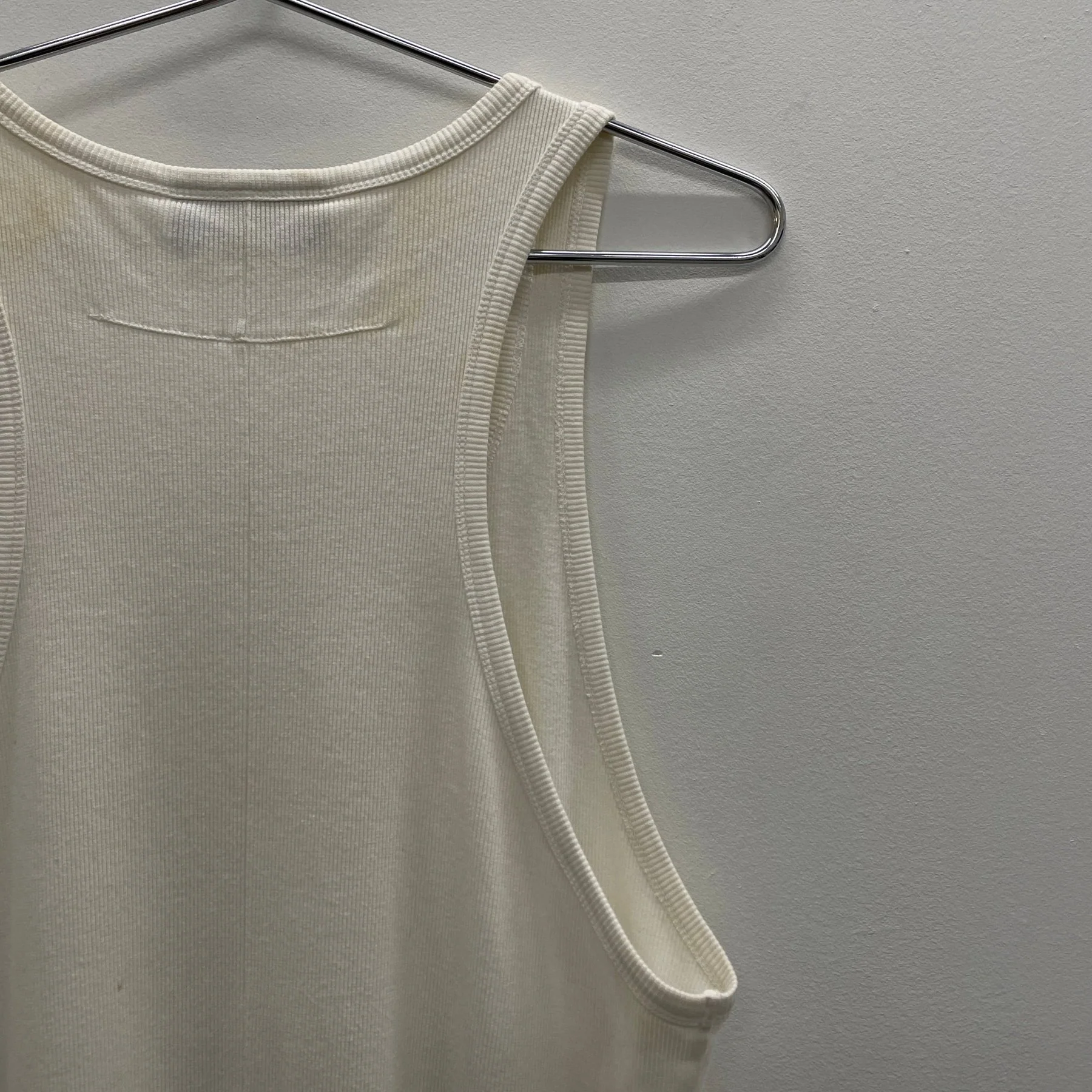 Givenchy by Ricardo Tisci White Ribbed Tank Top - Image 7