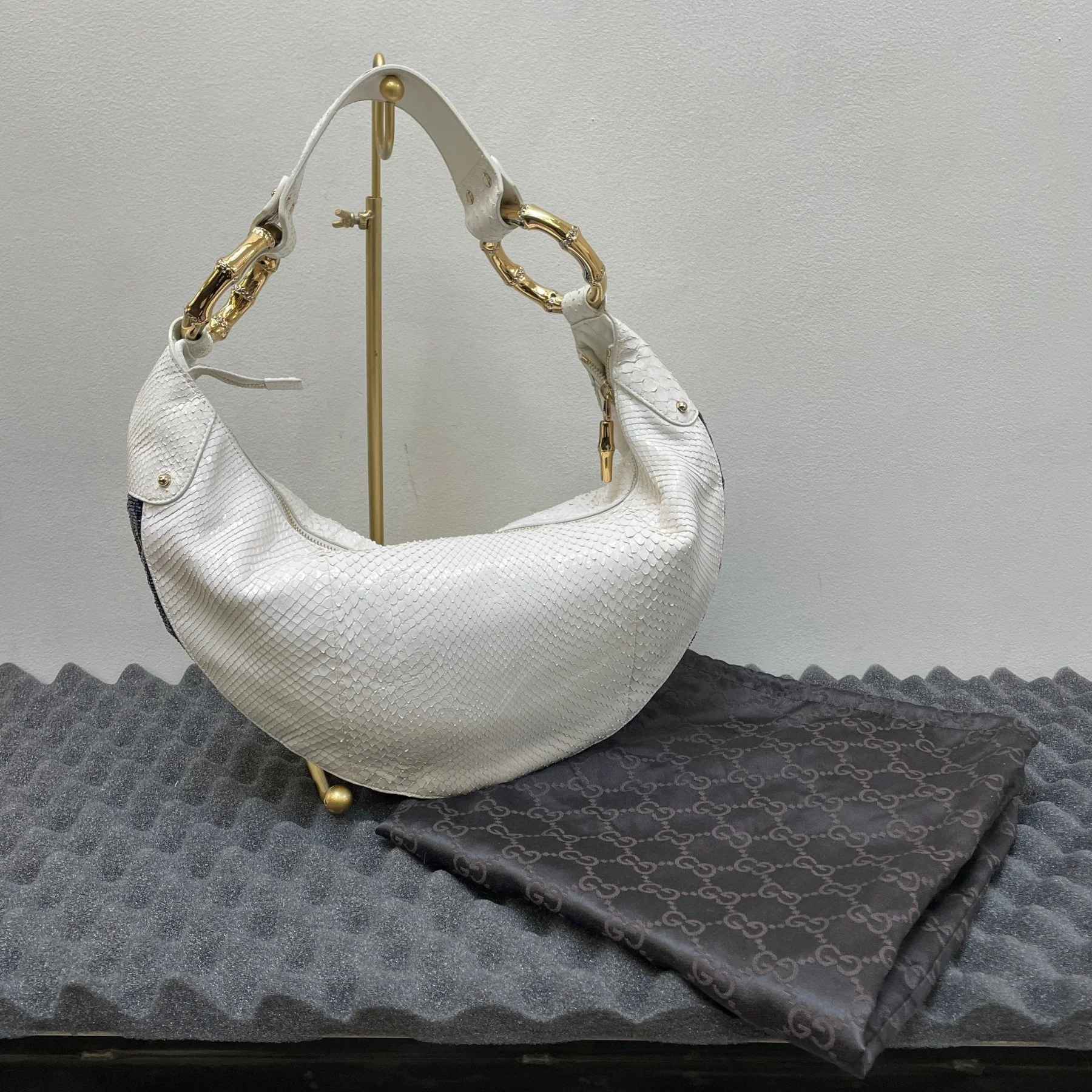 00s Gucci Bamboo Ring Snakeskin Shoulder Bag By Tom Ford - Image 10
