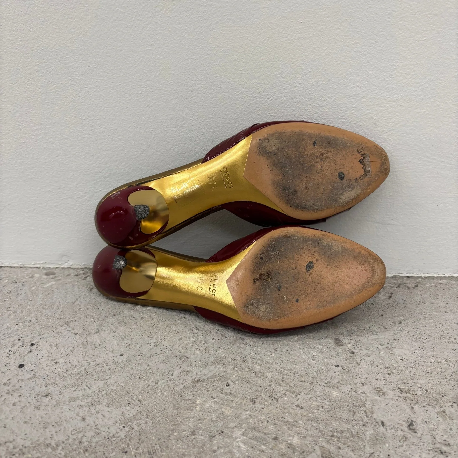 Gucci Patent Leather Open Split Kitten Heels - Image 9