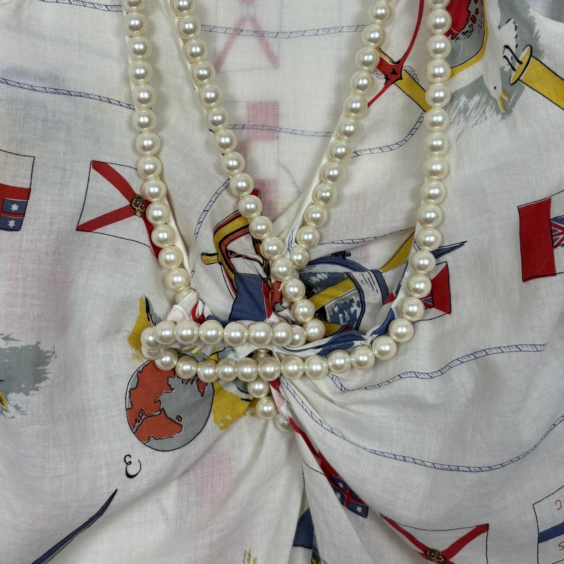 FW03 Junya Watanabe Pearl V-Neck Patterned Tank Top - Image 3