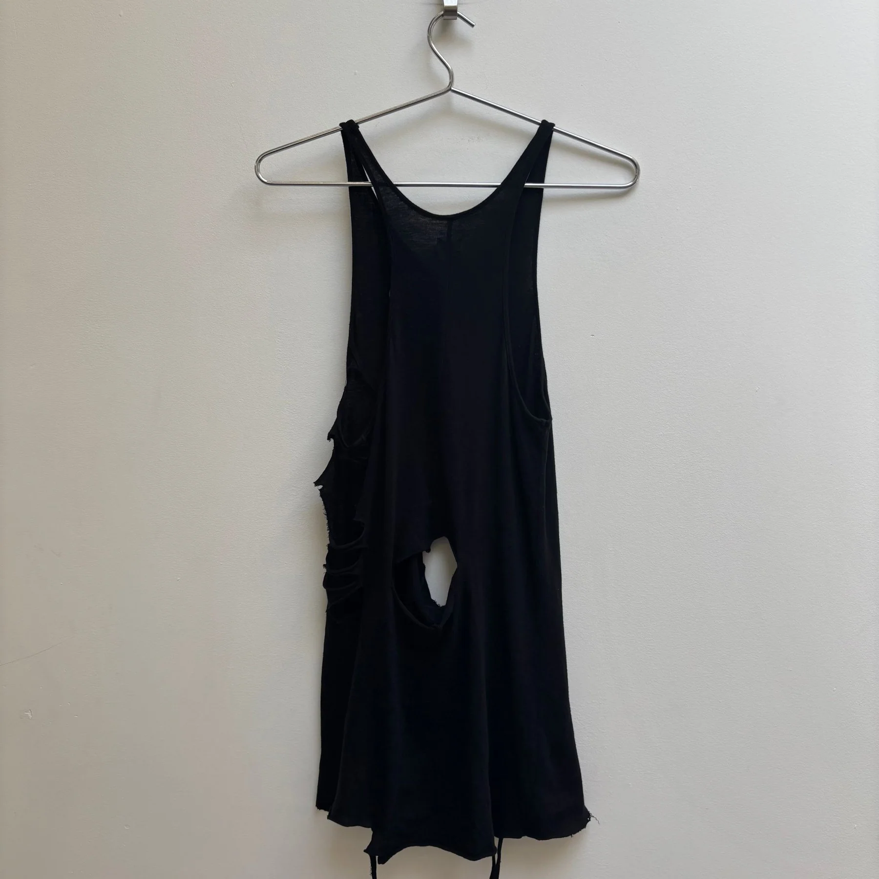 Le Grand Bleu (L.G.B) Distressed Tank Top - Image 2