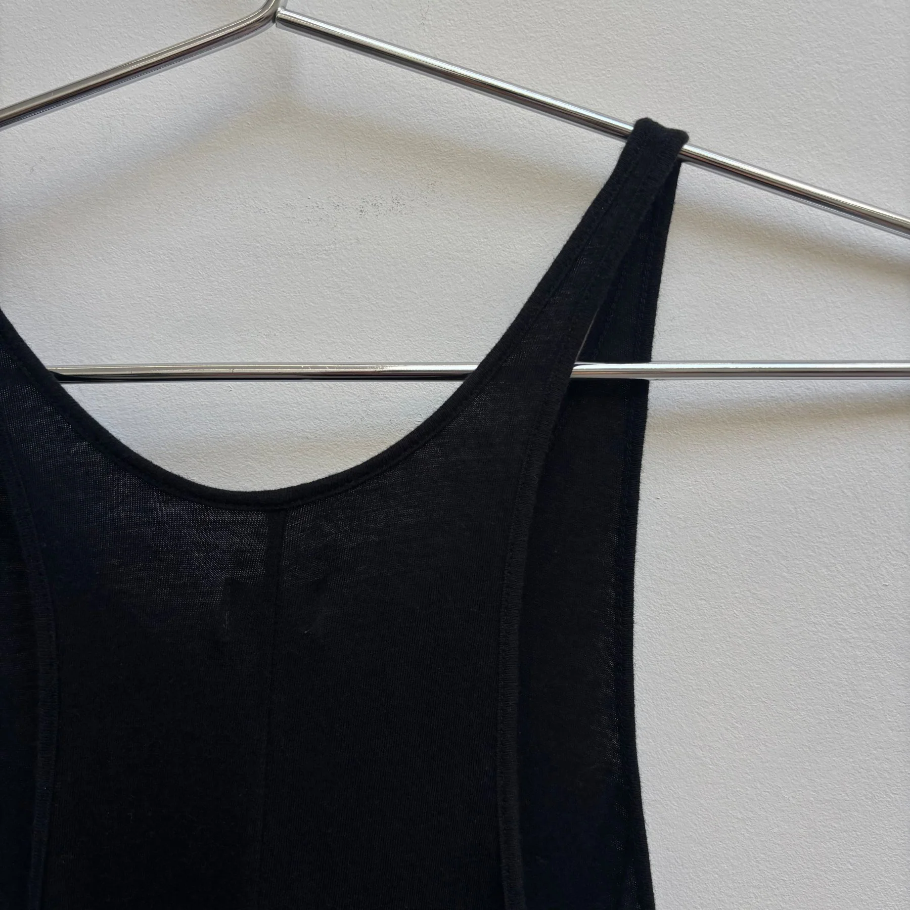Le Grand Bleu (L.G.B) Distressed Tank Top - Image 9