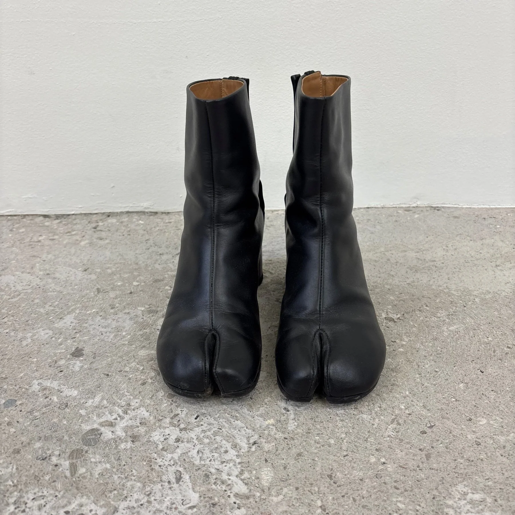 Maison Margiela Leather Tabi Heeled Boots - Image 3