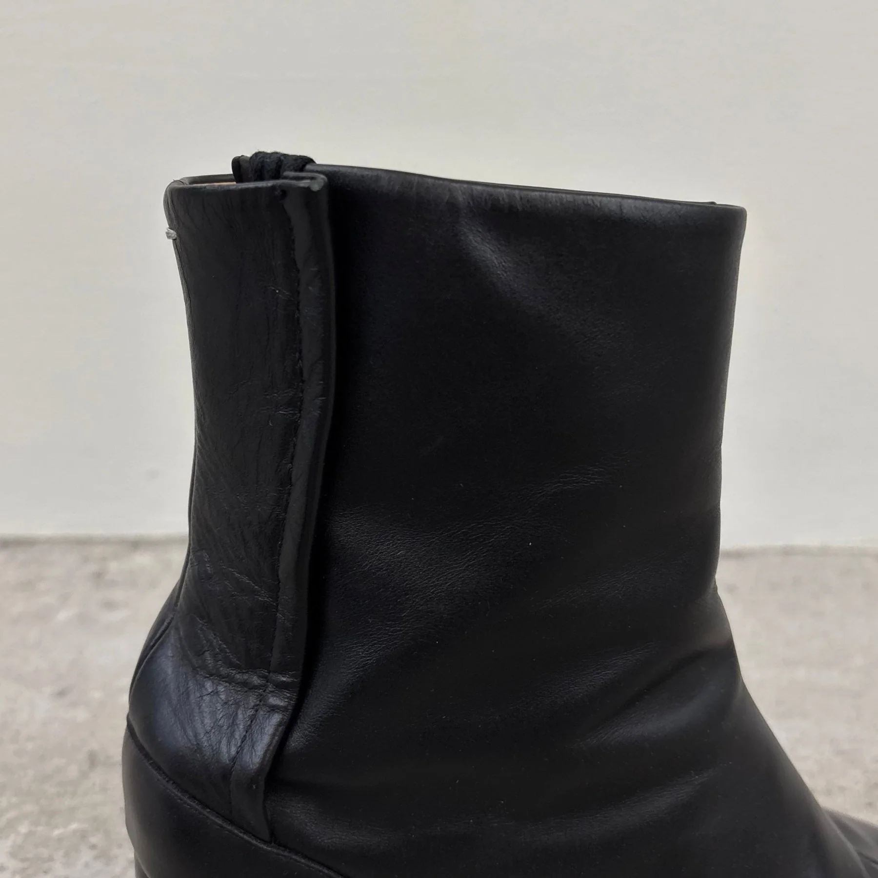 Maison Margiela Leather Tabi Heeled Boots - Image 6