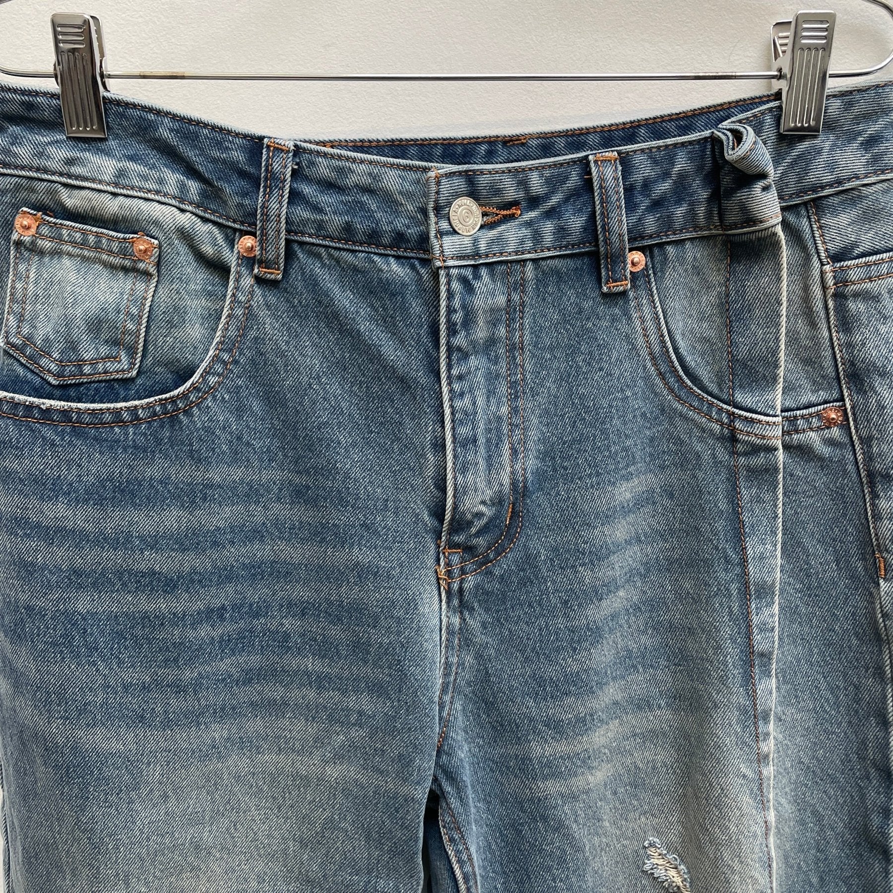 Maison Margiela MM6 Distressed Pleated Jeans - Image 3