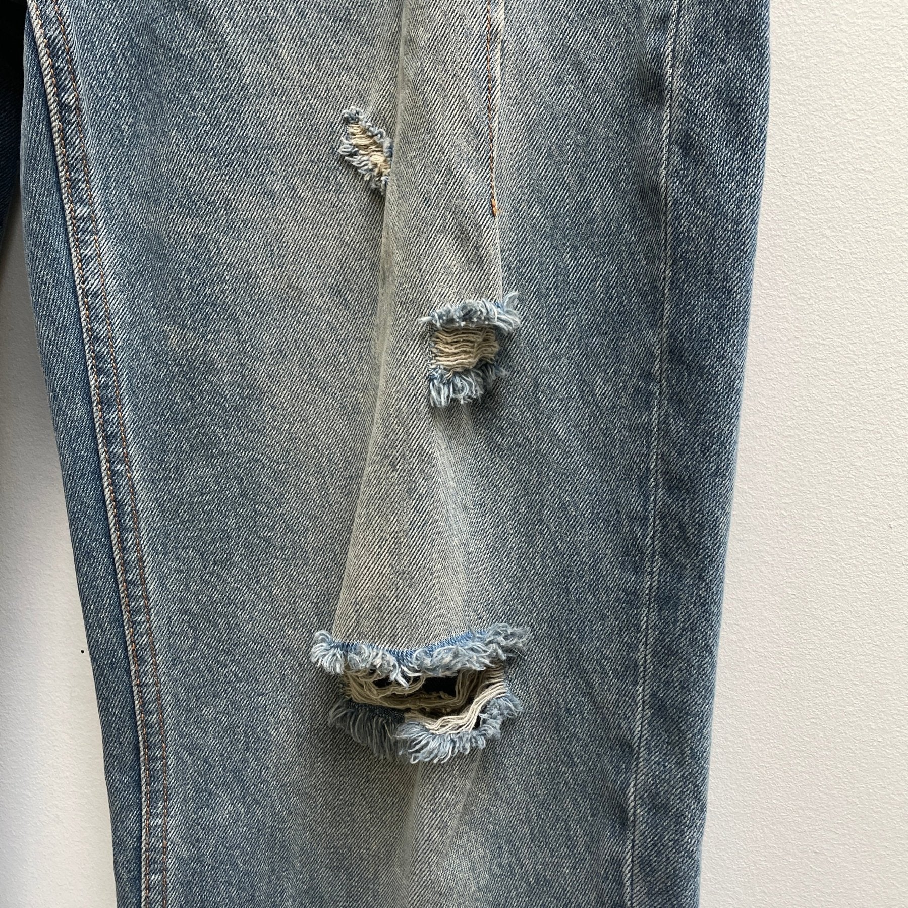 Maison Margiela MM6 Distressed Pleated Jeans - Image 6