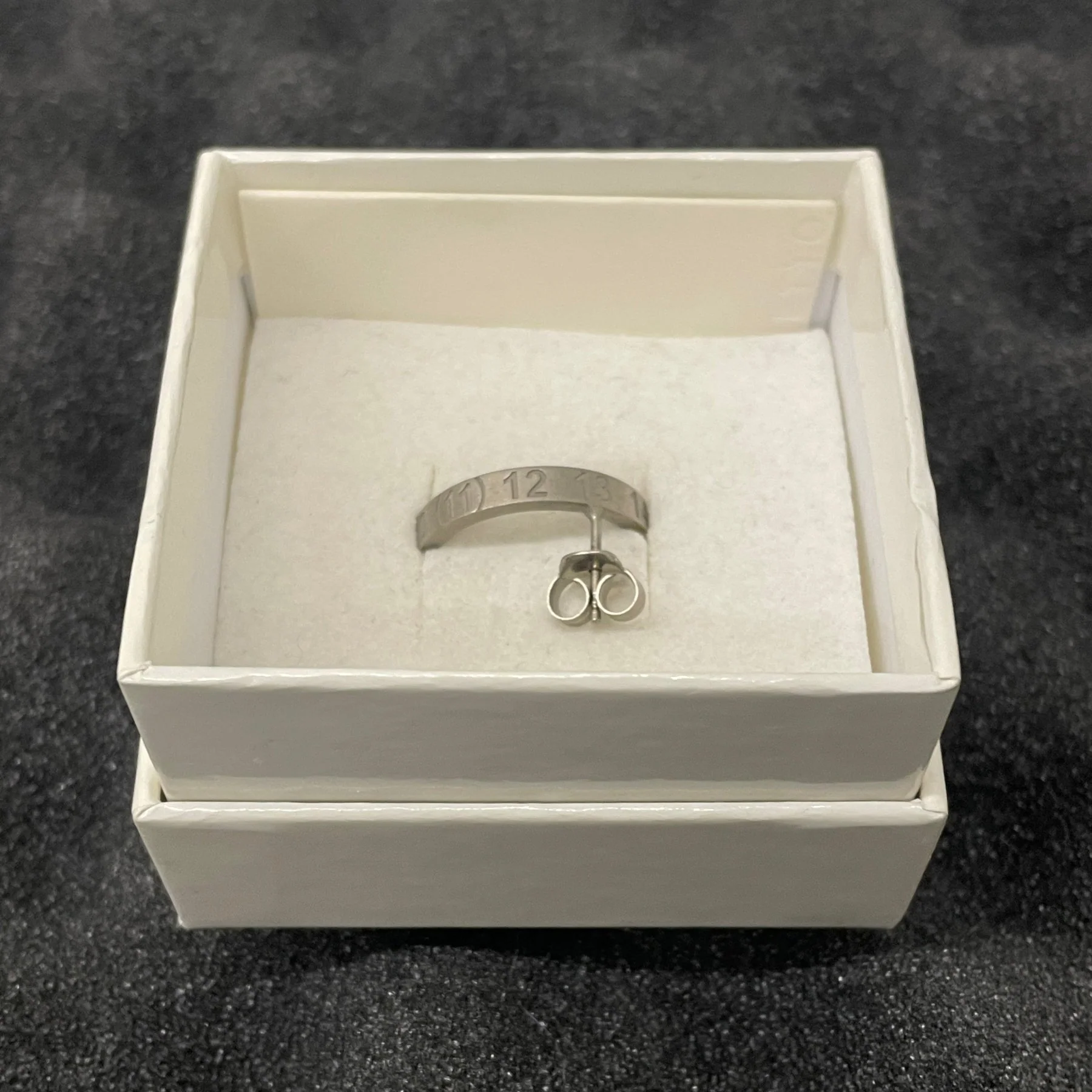 Maison Margiela Numbering Earring - Image 2