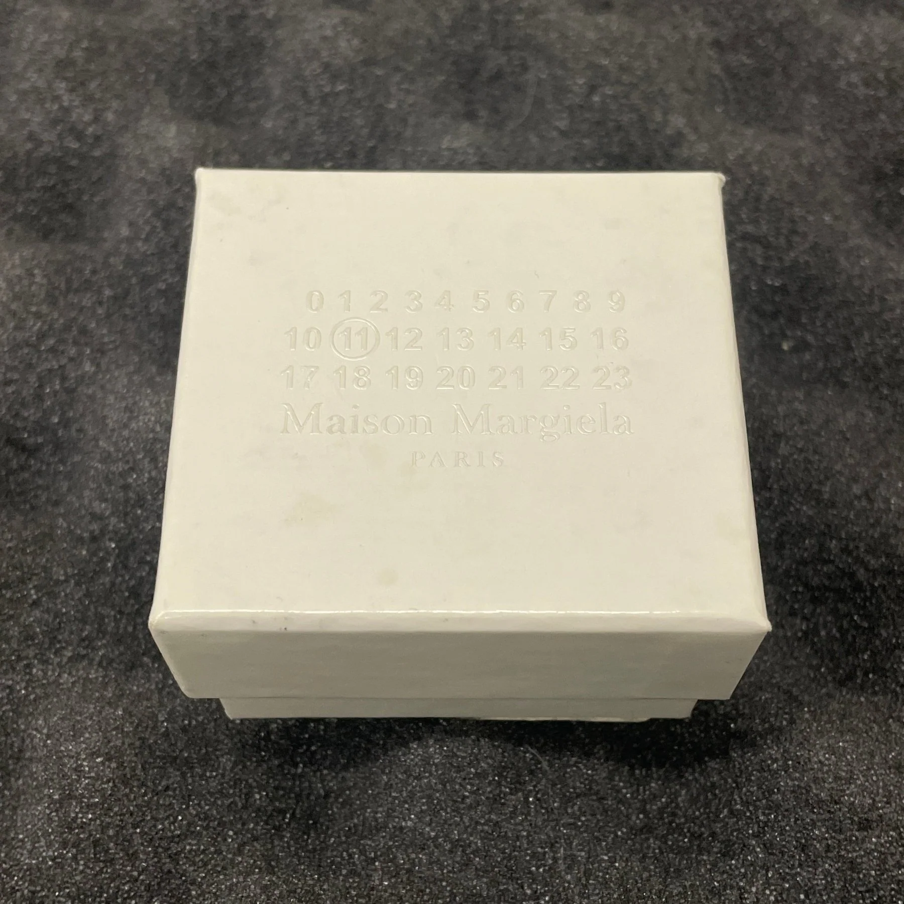 Maison Margiela Numbering Earring - Image 3