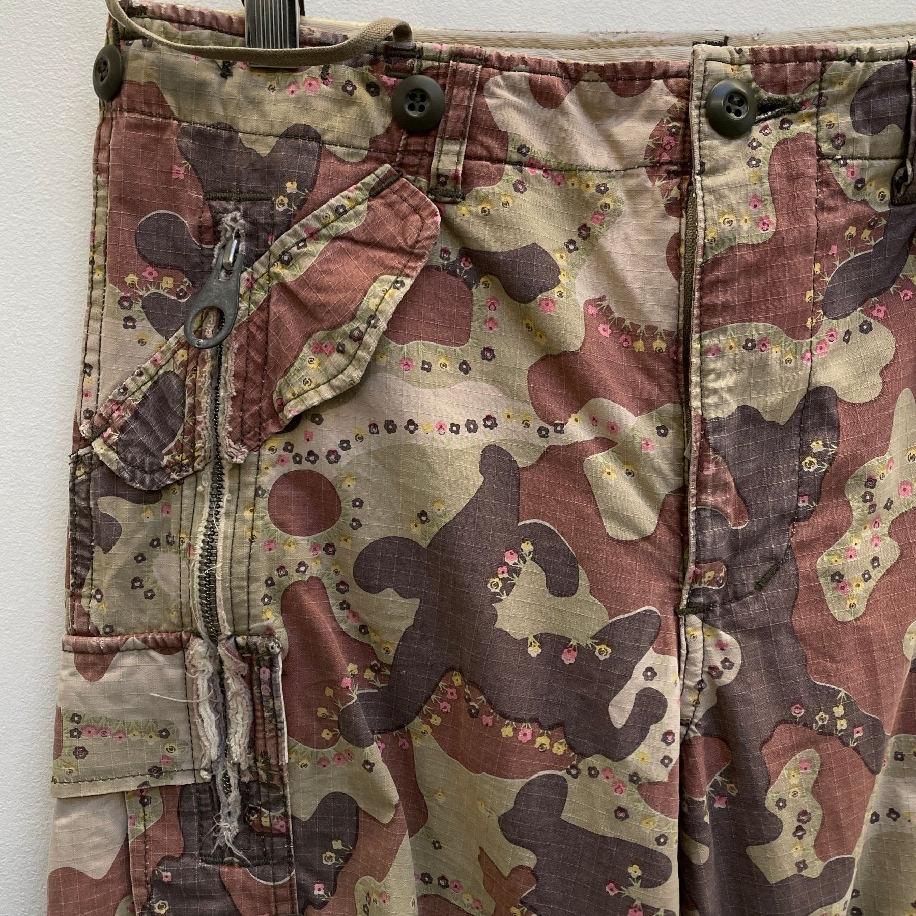 Mihara Yasuhiro Floral Camo Reconstructed Cargo Pants - Image 4