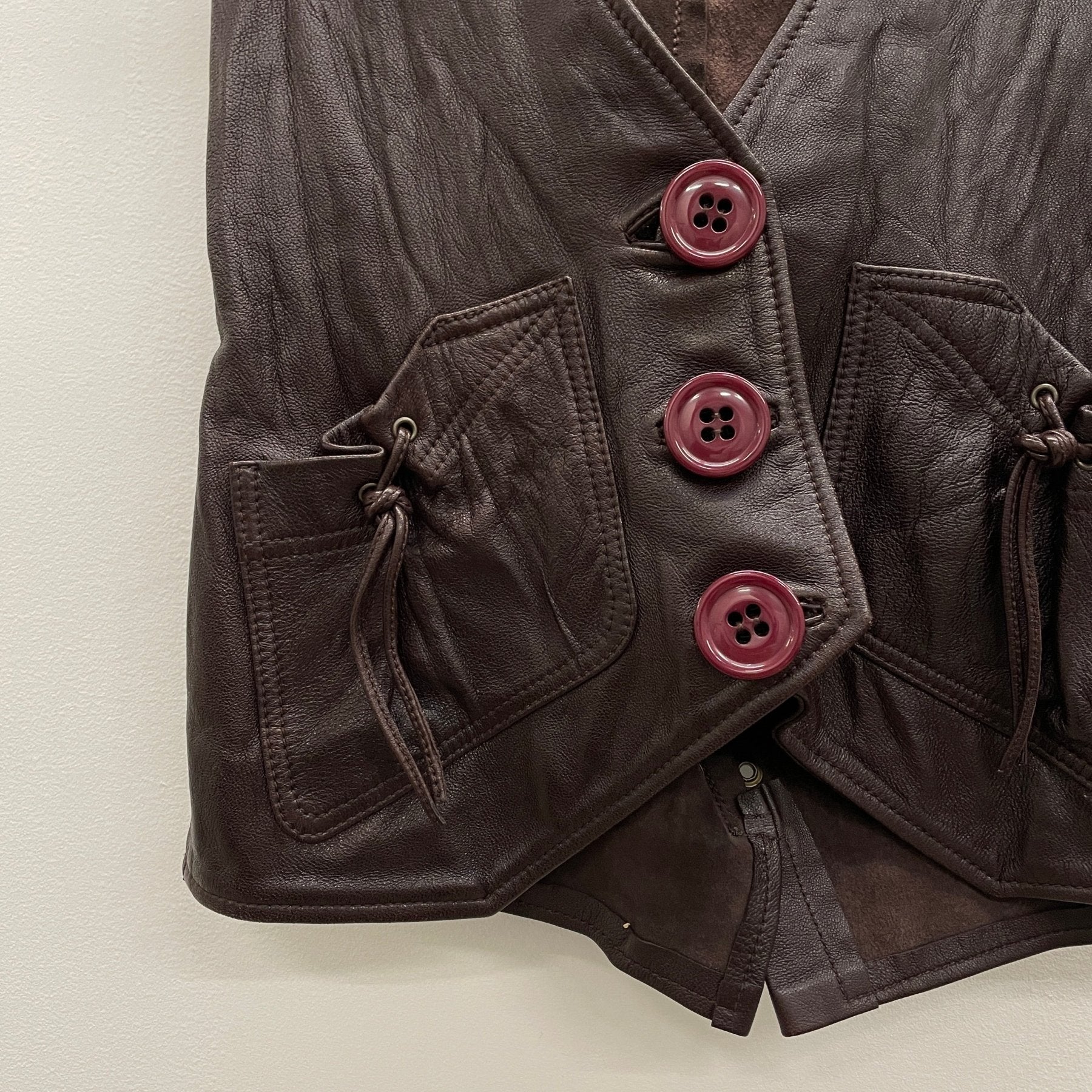 Mike & Chris Hooded Leather Vest - Image 4