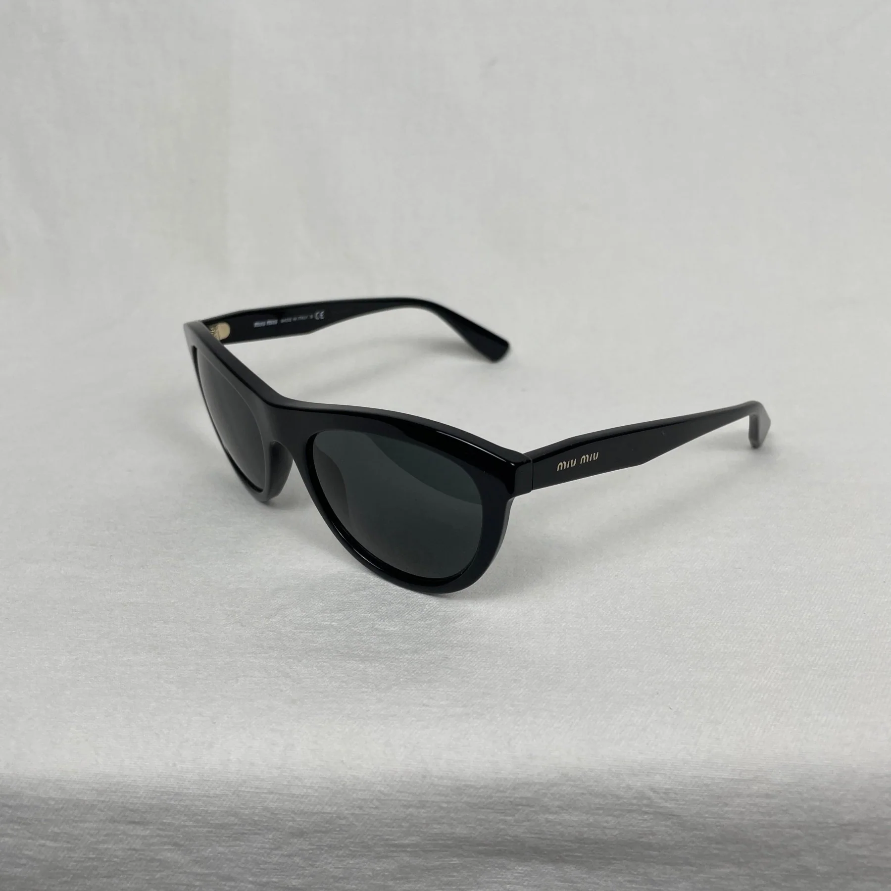 Miu Miu Black Tinted Sunglasses - Image 5