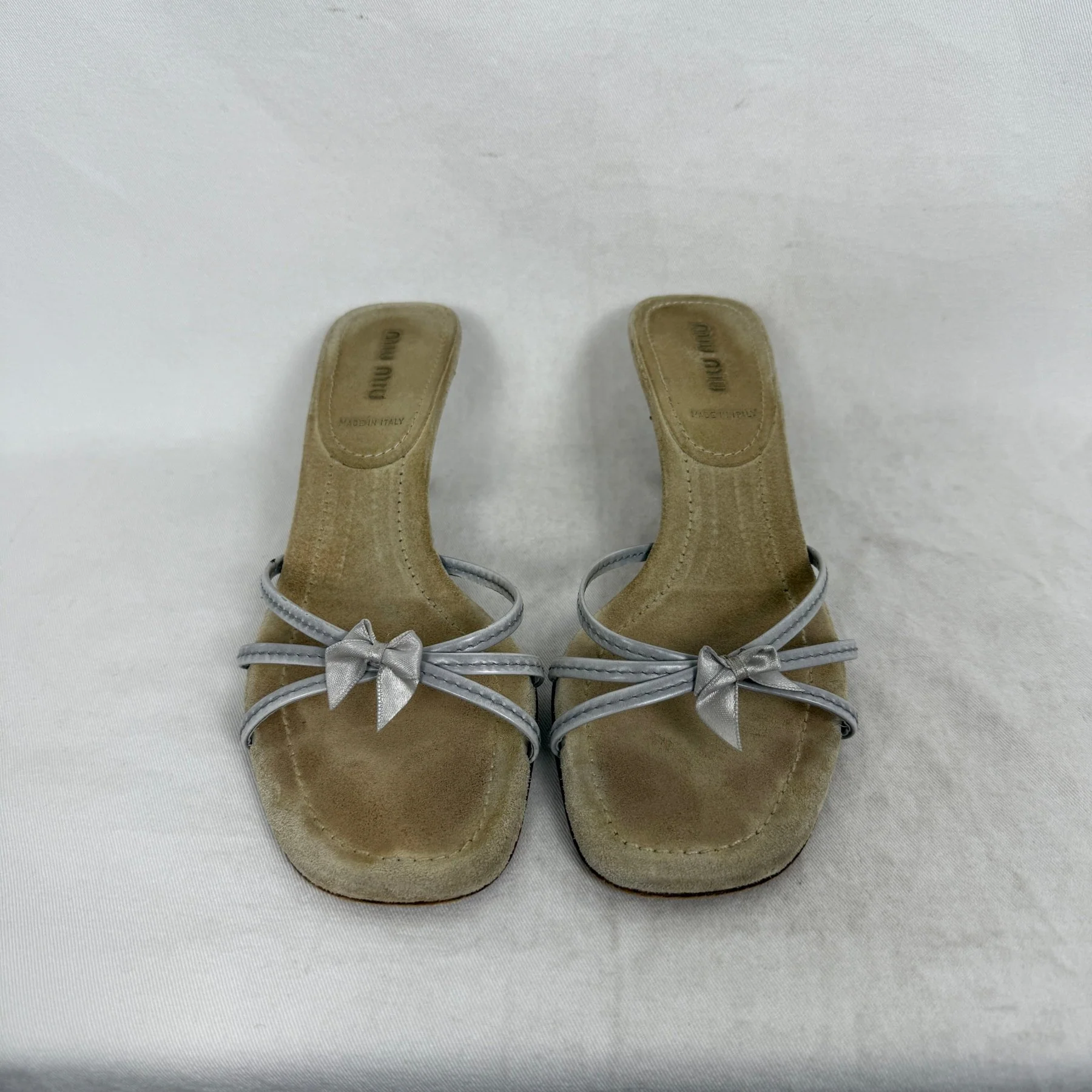 00s Miu Miu Bow Kitten Heels - Image 2