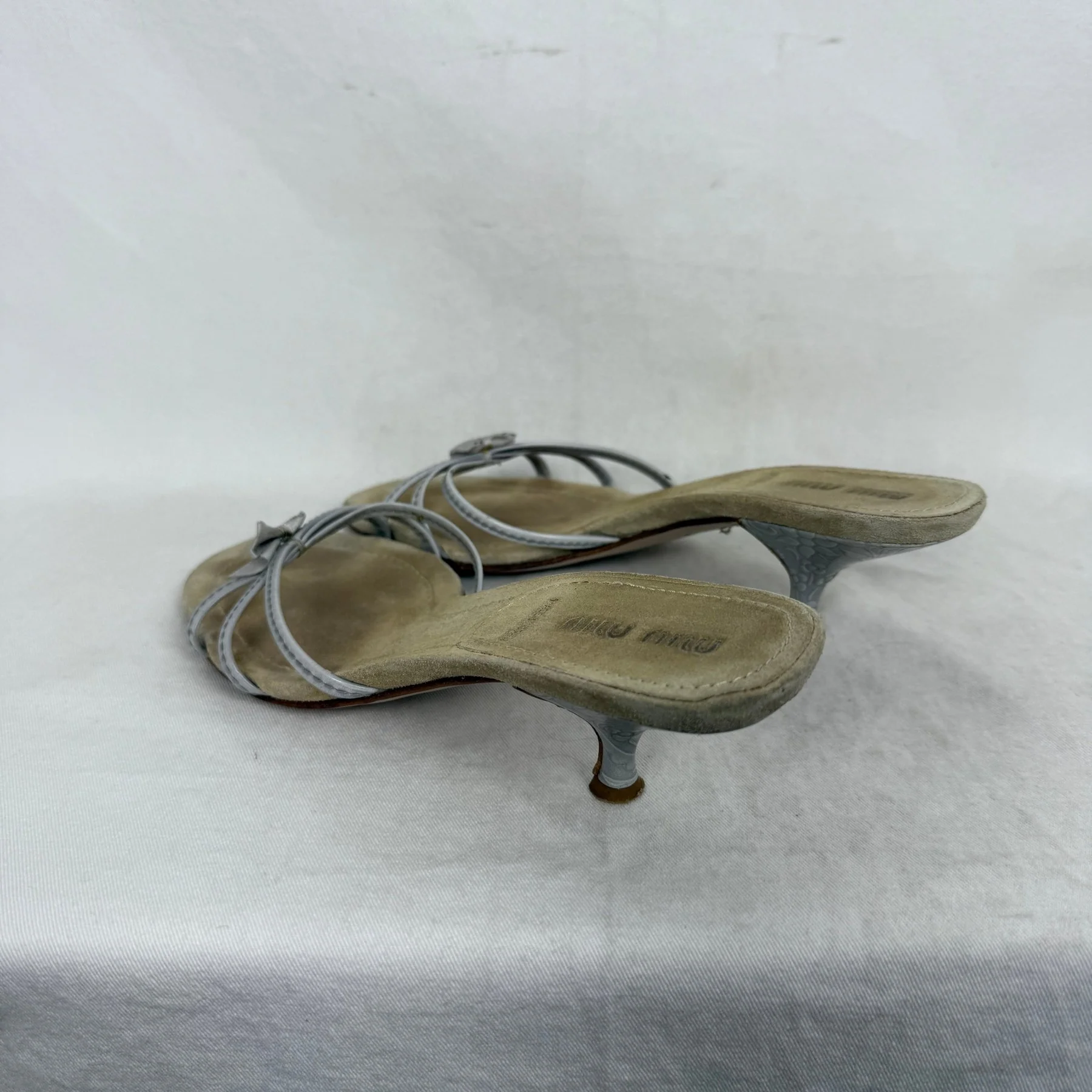 00s Miu Miu Bow Kitten Heels - Image 4