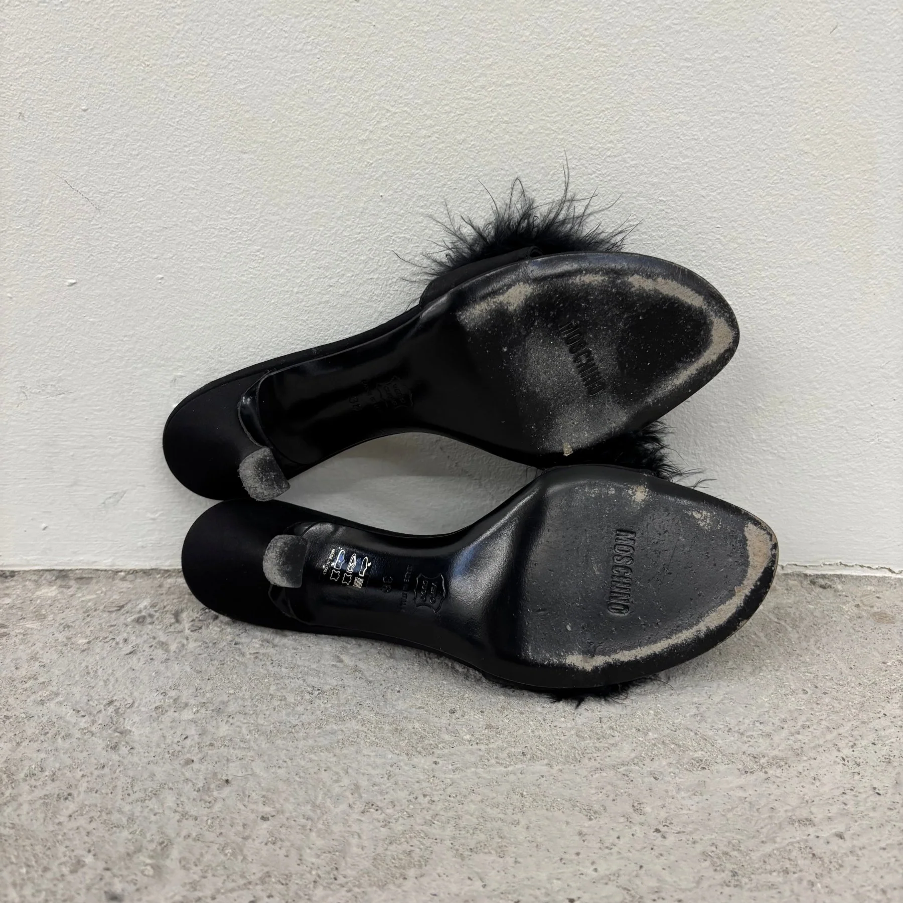 Moschino Quilted Feather Sandal Heels - Image 7