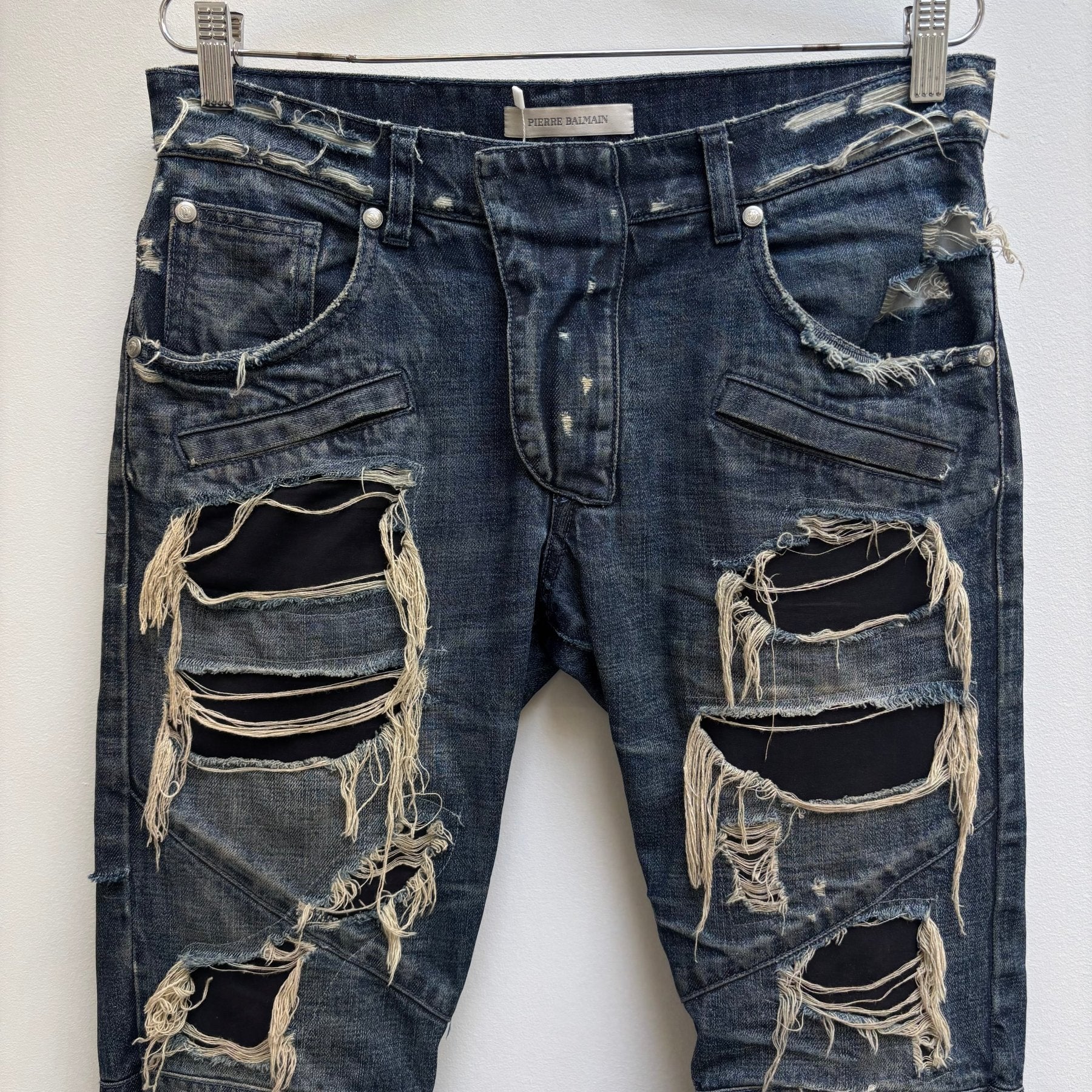 Pierre Balmain Distressed Jeans - Image 3