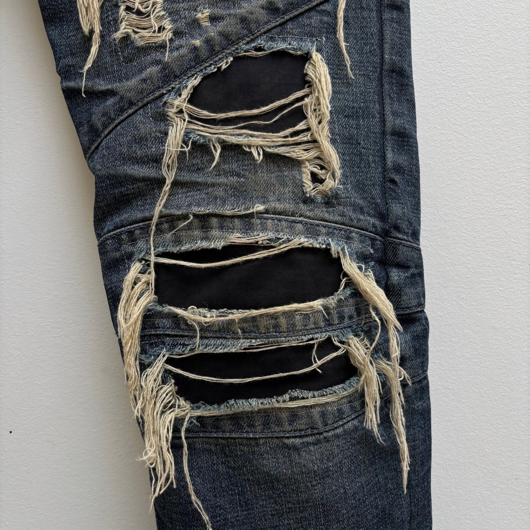 Pierre Balmain Distressed Jeans - Image 6