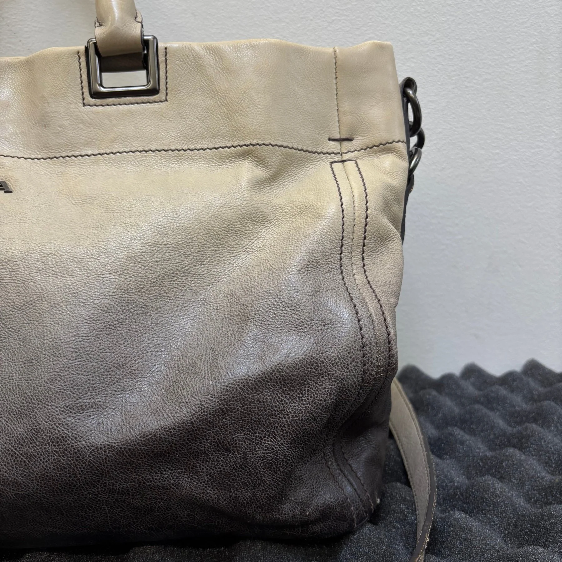 Prada Gradient Leather Shoulder Bag - Image 5