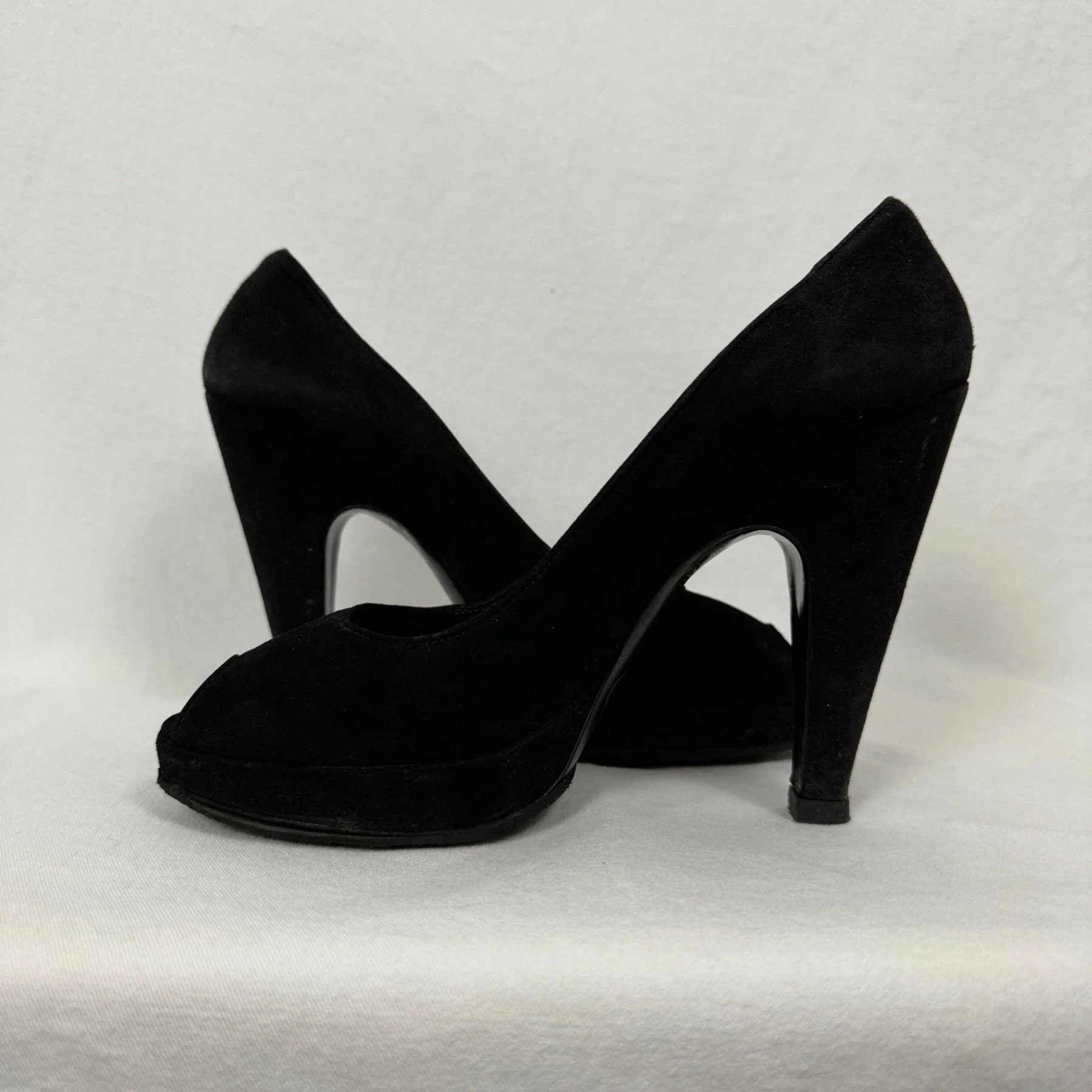 Prada Suede Pumps - Image 3