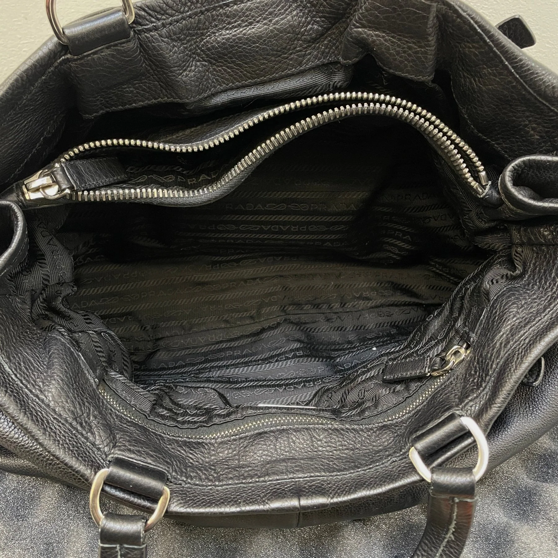 SS04 Prada Vitello Daino Side Pocket Leather Handbag - Image 12