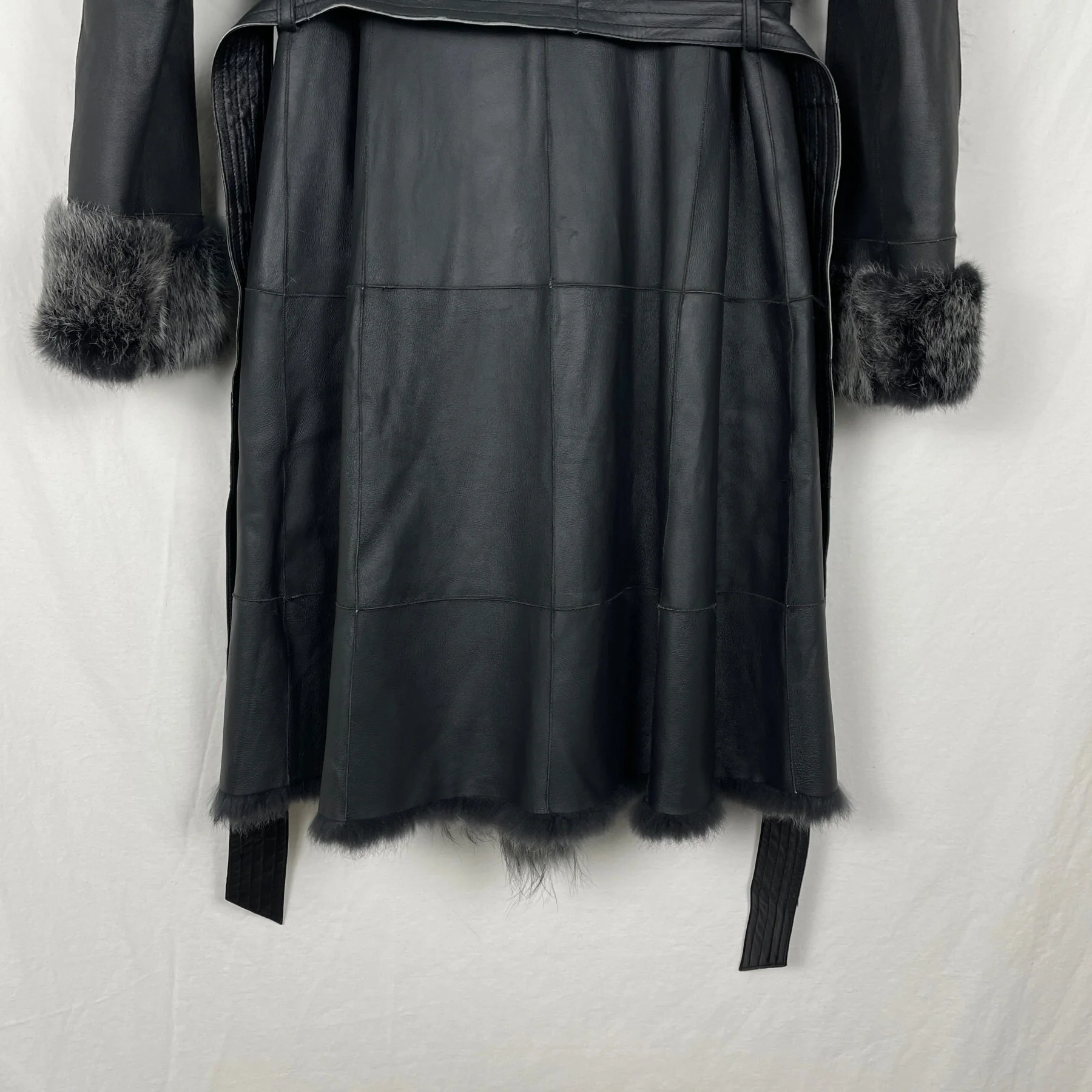 Ritsuko Shirahama Rabbit Fur Coat - Image 7