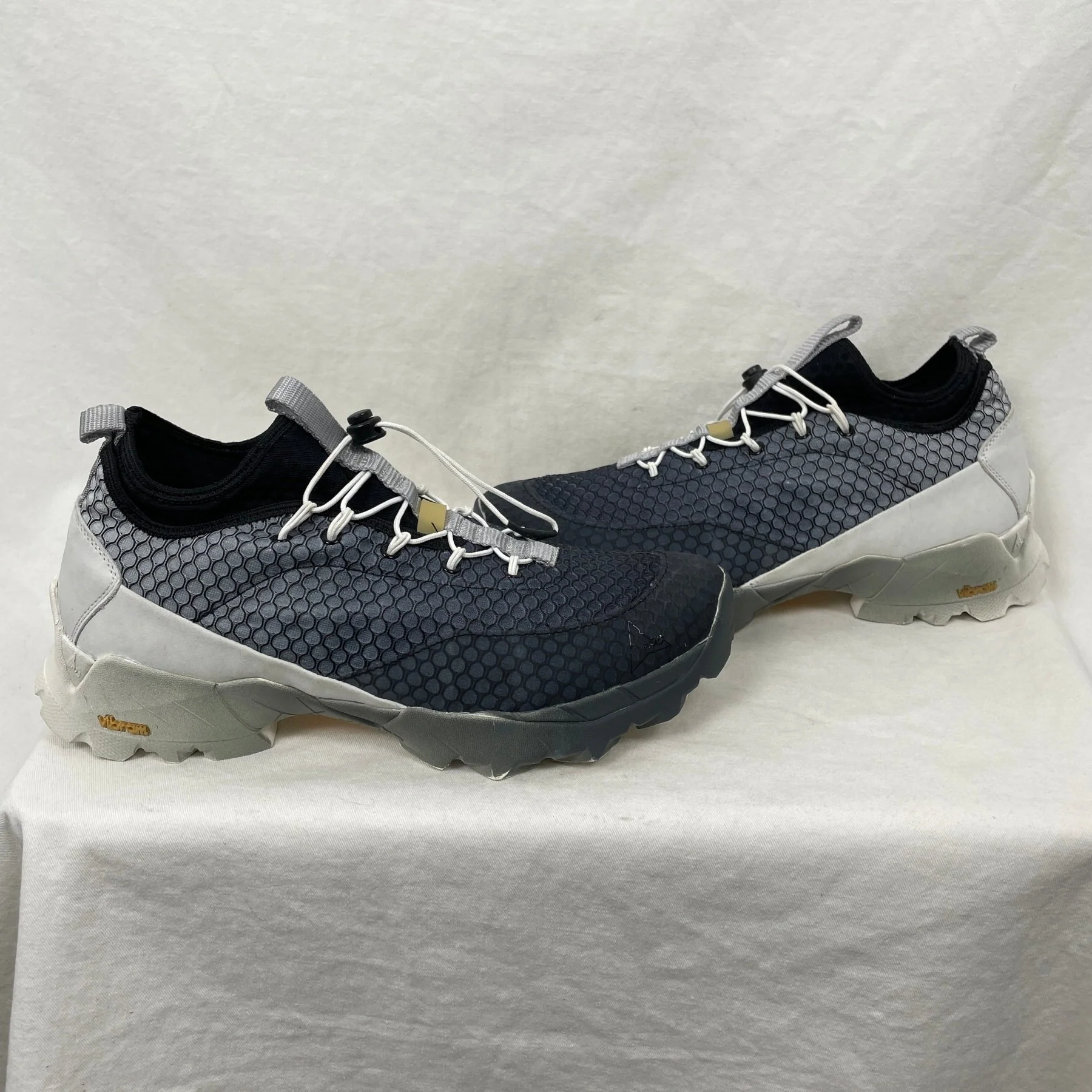 ROA Hiking Low Top Sneakers - Image 6