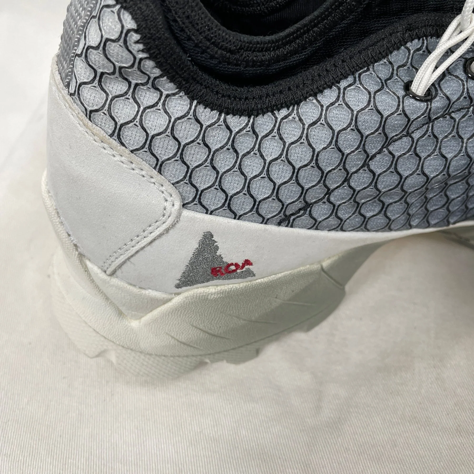 ROA Hiking Low Top Sneakers - Image 9