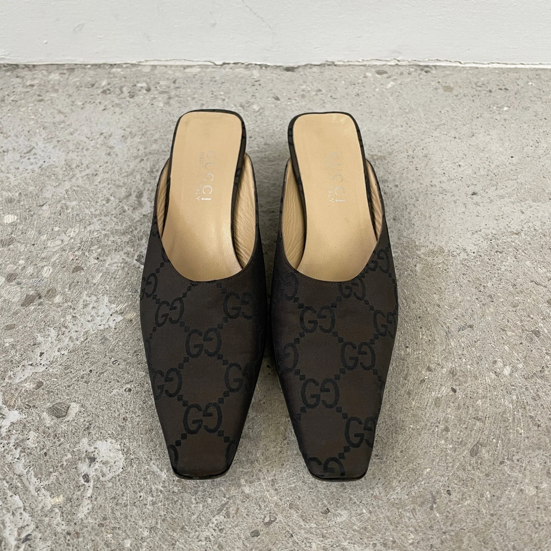 SAMPLE Gucci Monogram Low Block Heel Mules - Image 3