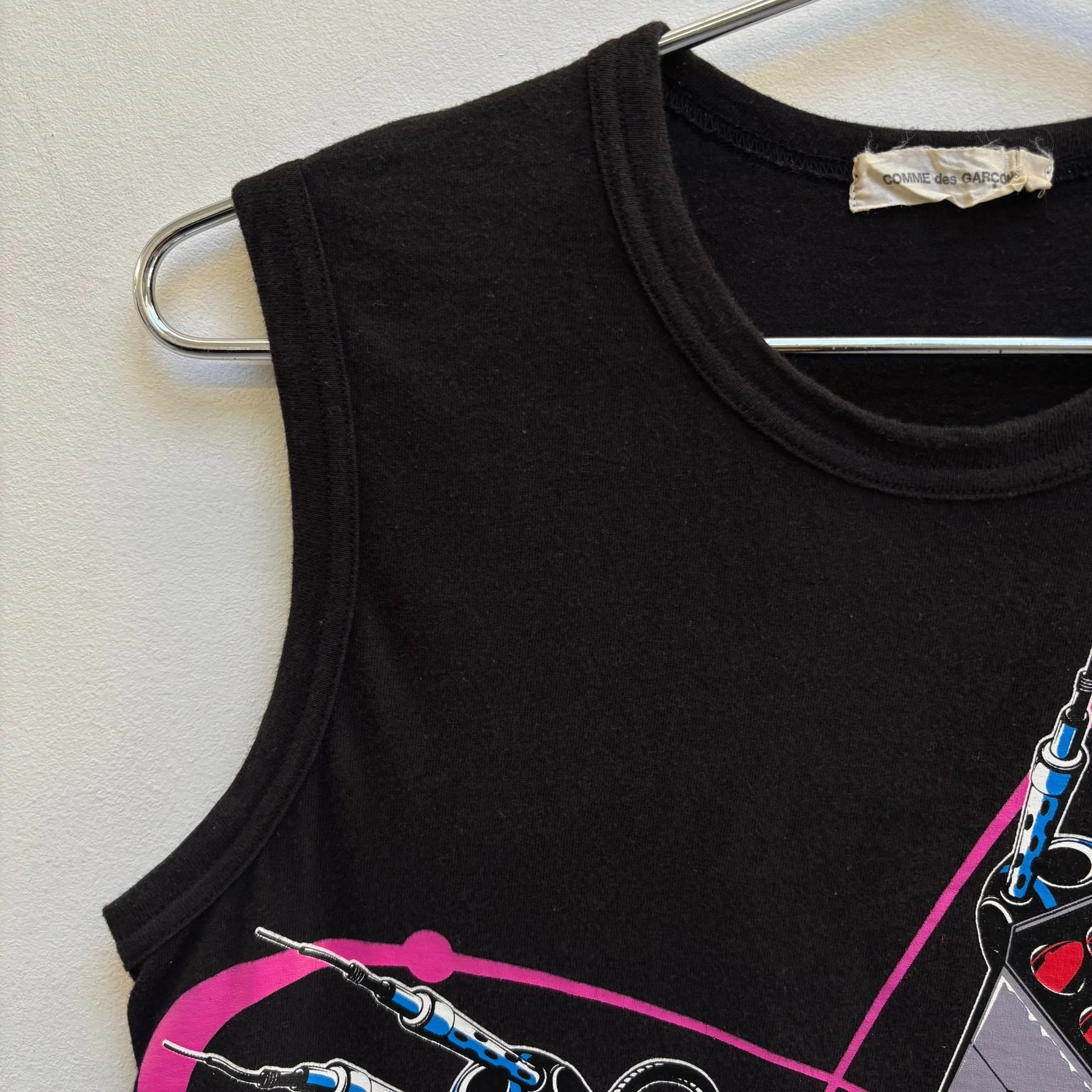 SS04 Comme Des Garçons Sideline Graphic Tank Top - Image 4