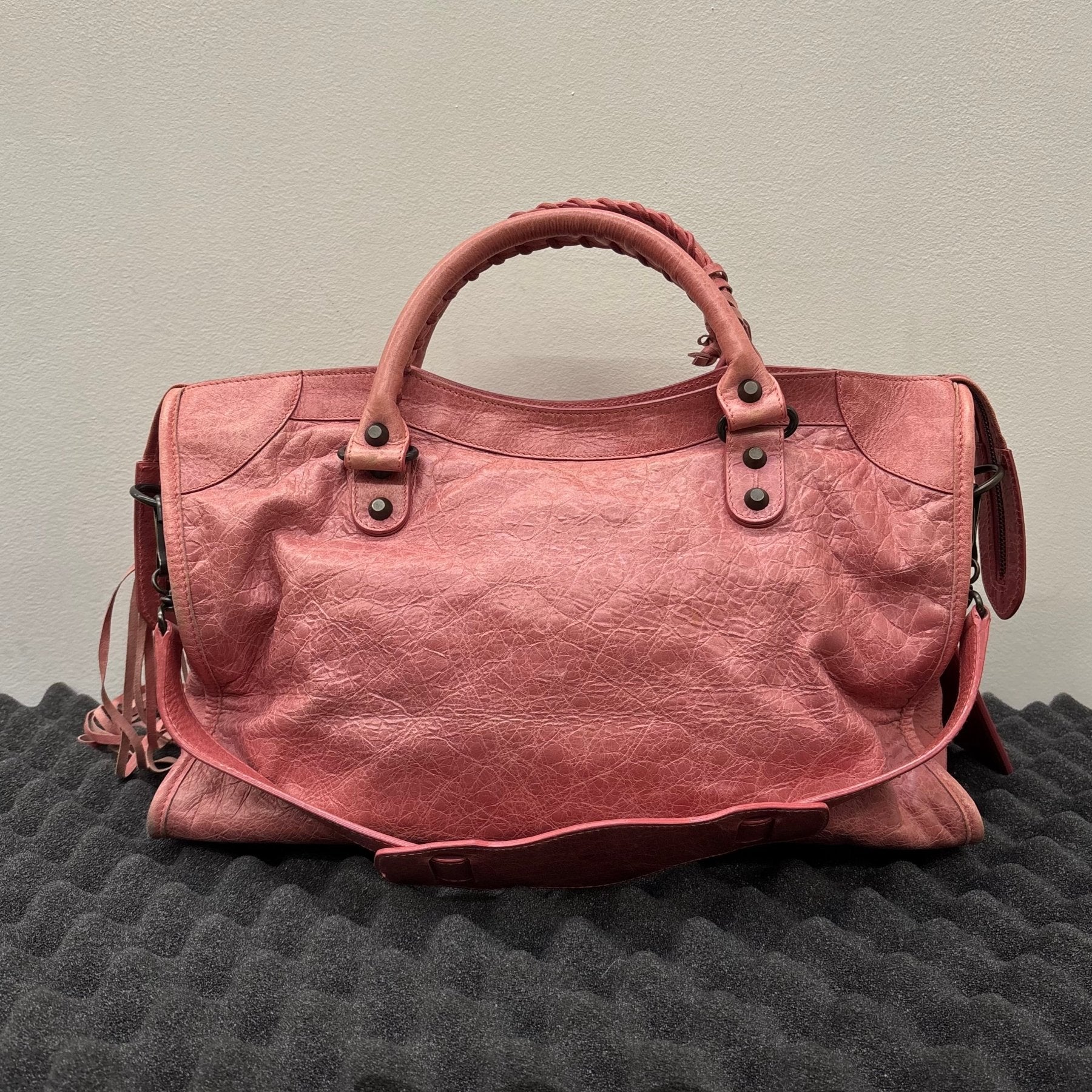 SS09 Balenciaga Pink City Leather Bag - Image 2