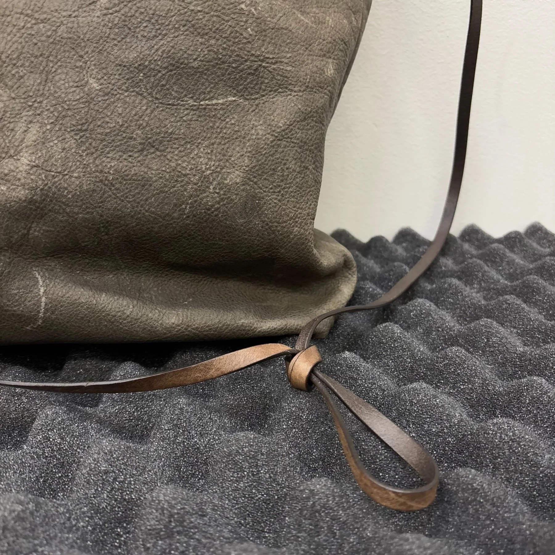 SS09 Rick Owens Leather Crossbody Bag - Image 6
