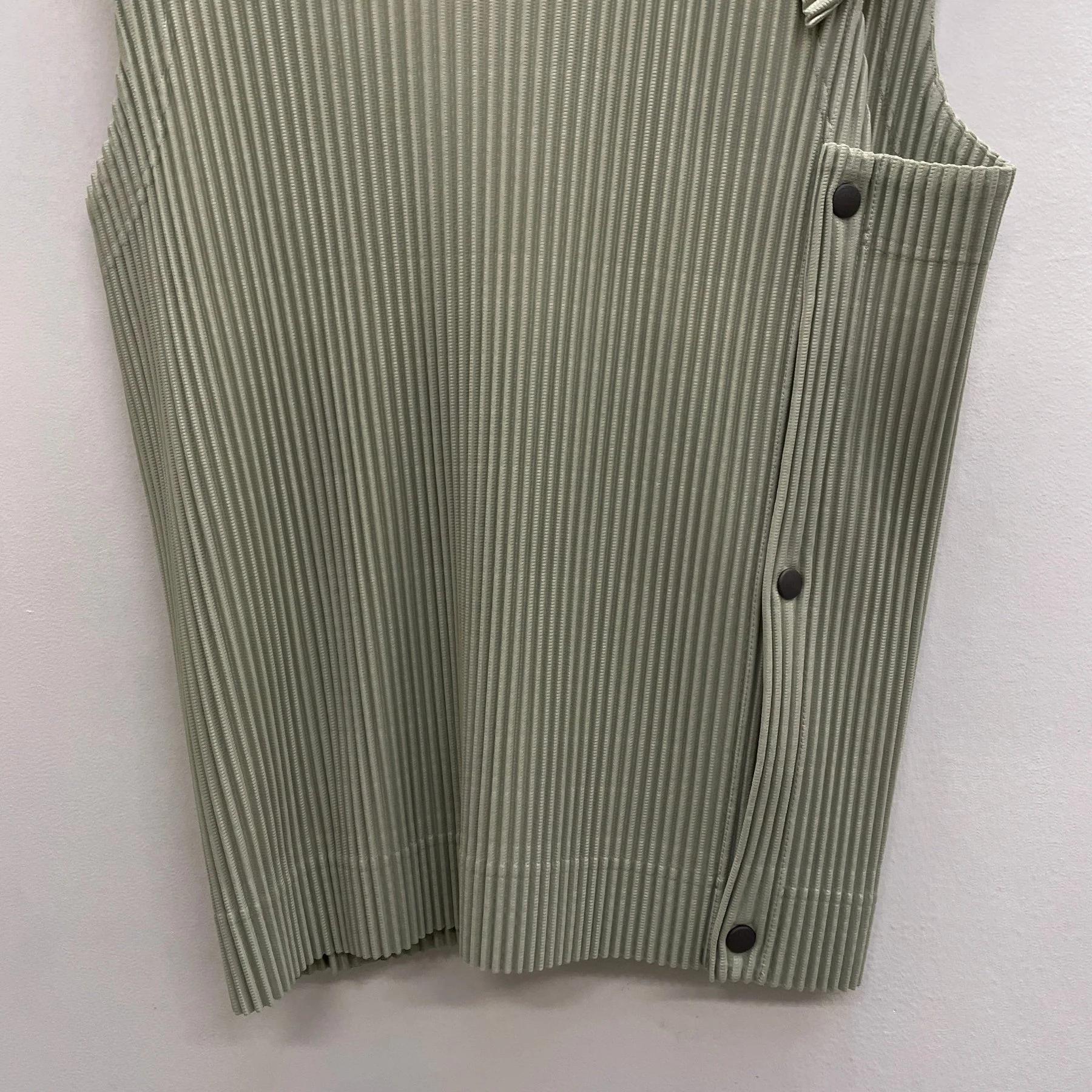 SS14 Homme Plissé by Issey Miyake Asymmetrical Pleated Top - Image 7