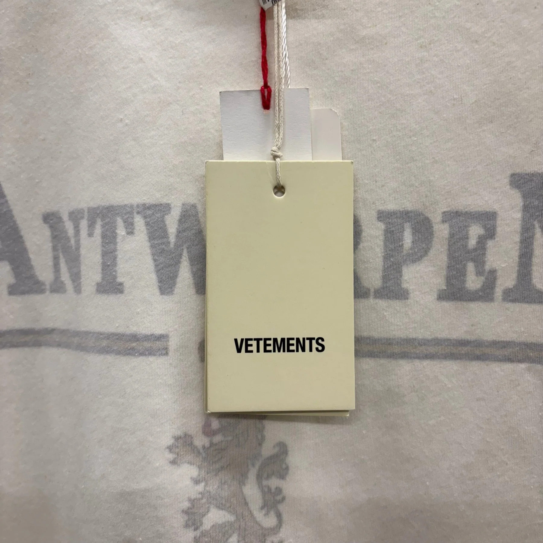 SS17 VETEMENTS Pour Femmes Oversized Double Layered Graphic T-Shirt - Image 10